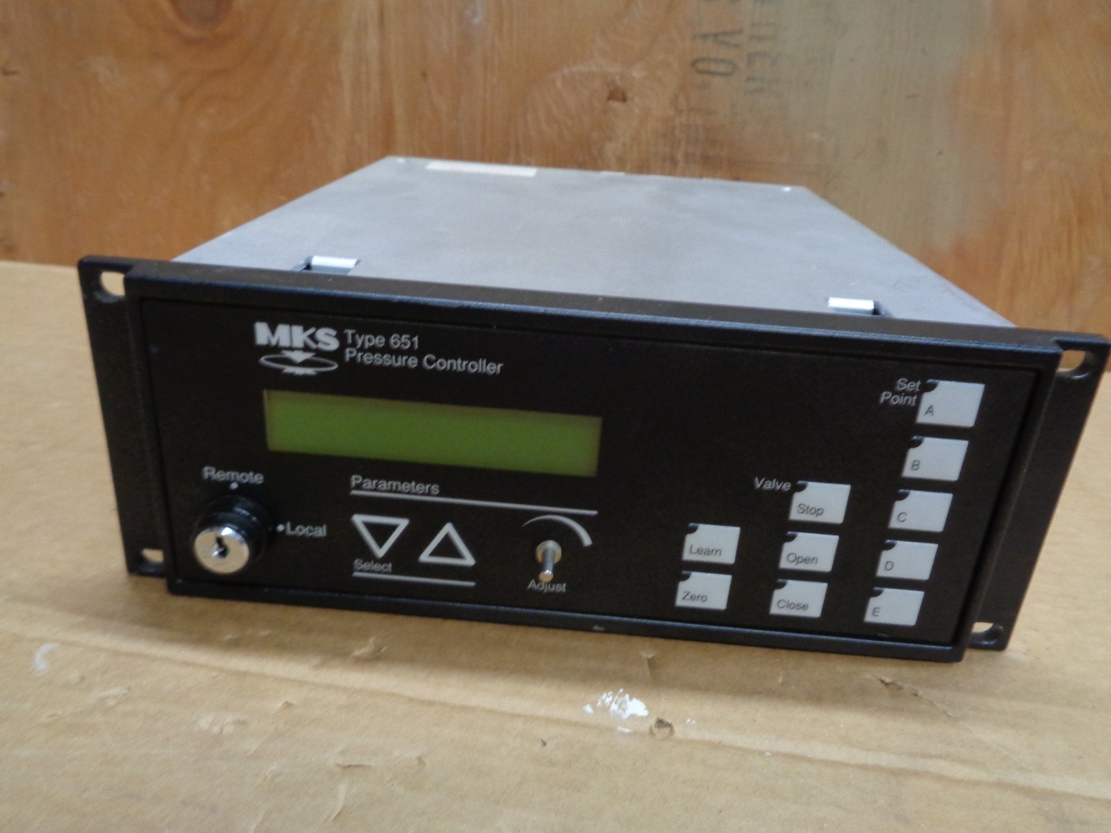 MKS Type 651, Pressure Controller, Model: 651A-D2S1