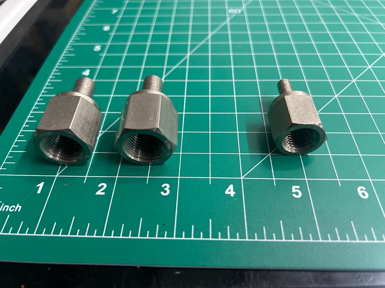 5-pack lot SWAGELOK 5/8″ FEMALE NPT x 1/2″ TUBE OD STUD FITTING Stainless Steel