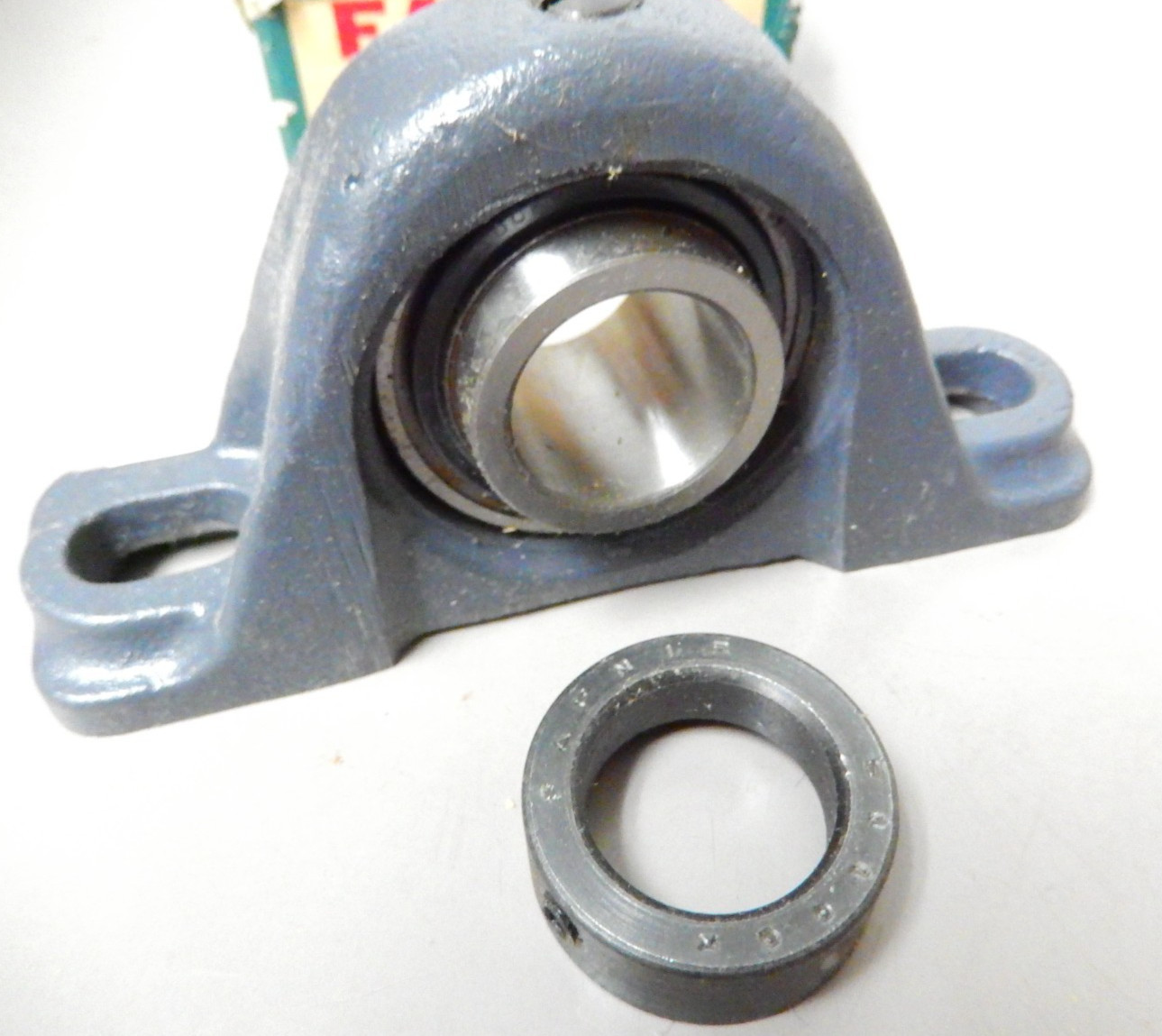 Fafnir RAK 1″ Pillow Block Bearing 2 Bolt With Locking Collar