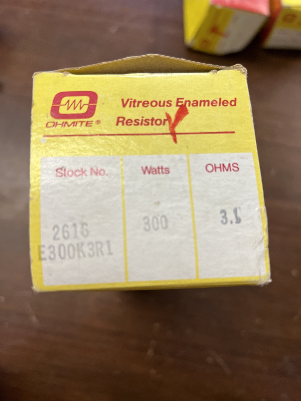 OHMITE E300K3R1 Vitreous Enamele Resistor 300 Watts OHMS 3:1