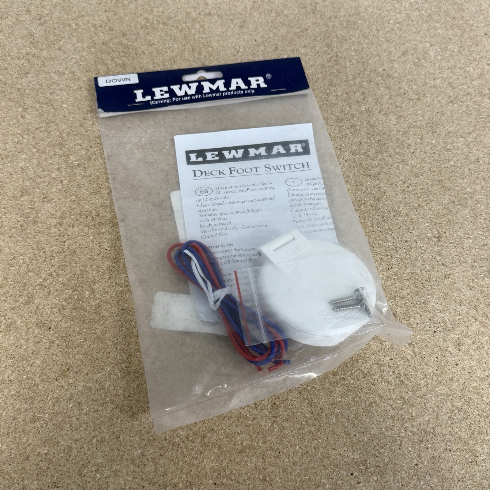 Lewmar 68000918 Windlass Down Deck Foot Switch Assembly w/Cap -White