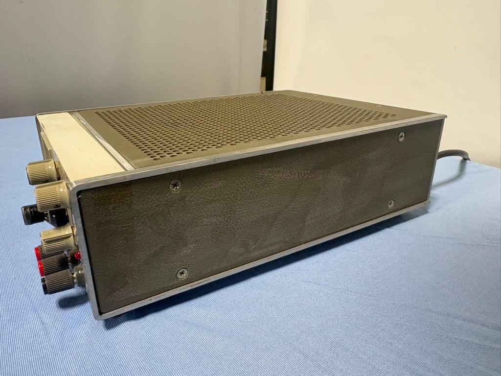 HP Hewlett Packard 0-100V 0-250 mA DC Current Source Model 6181C