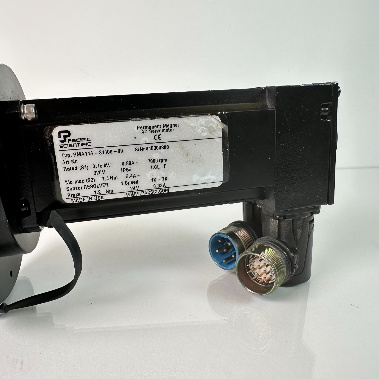 Pacific Scientific PMA11A-31100-00 AC ServoMotor