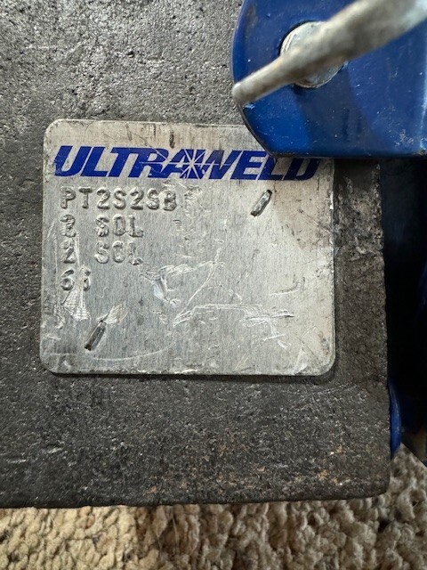 ULTRAWELD PT2S2SB with MH1 Mold Handle Clamp