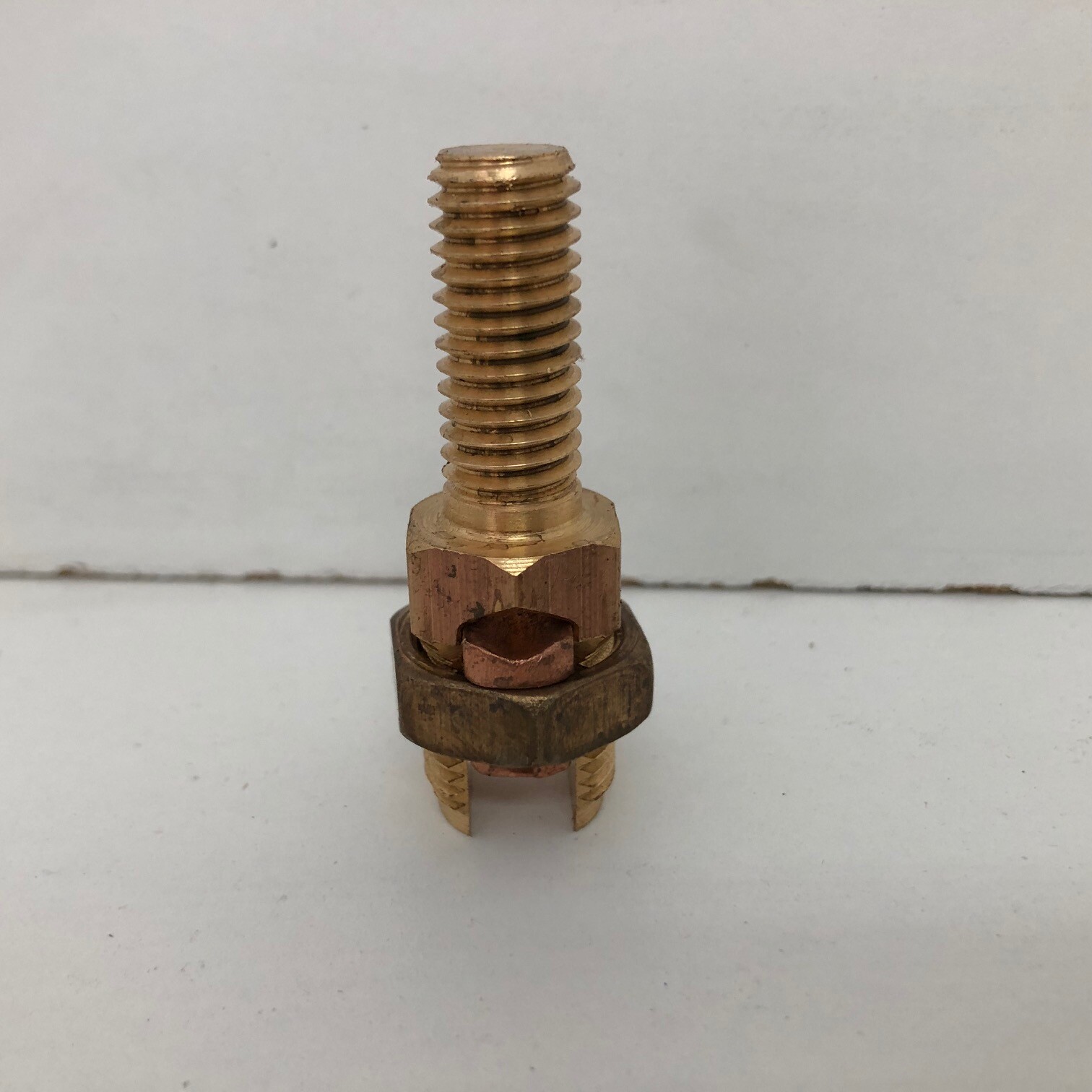 NEW OLD STOCK! BURNDY SPLIT-BOLT BRONZE CONNECTOR 1/2″ STUD 22C073