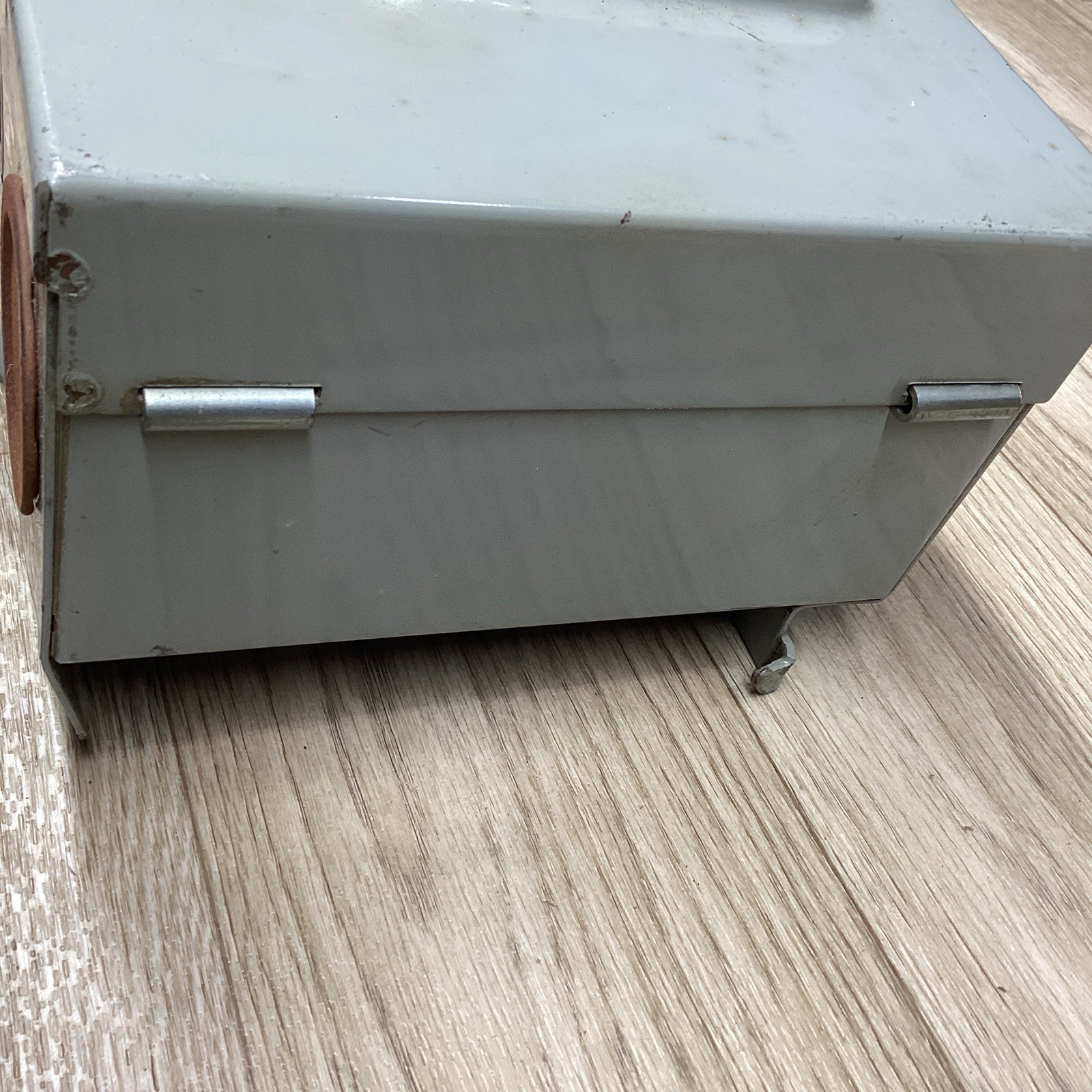 BULLDOG XL COVER OPERATED PLUG XLP423N 100A 240AC 3PH ENCLOSURE #815E134PR6*CO