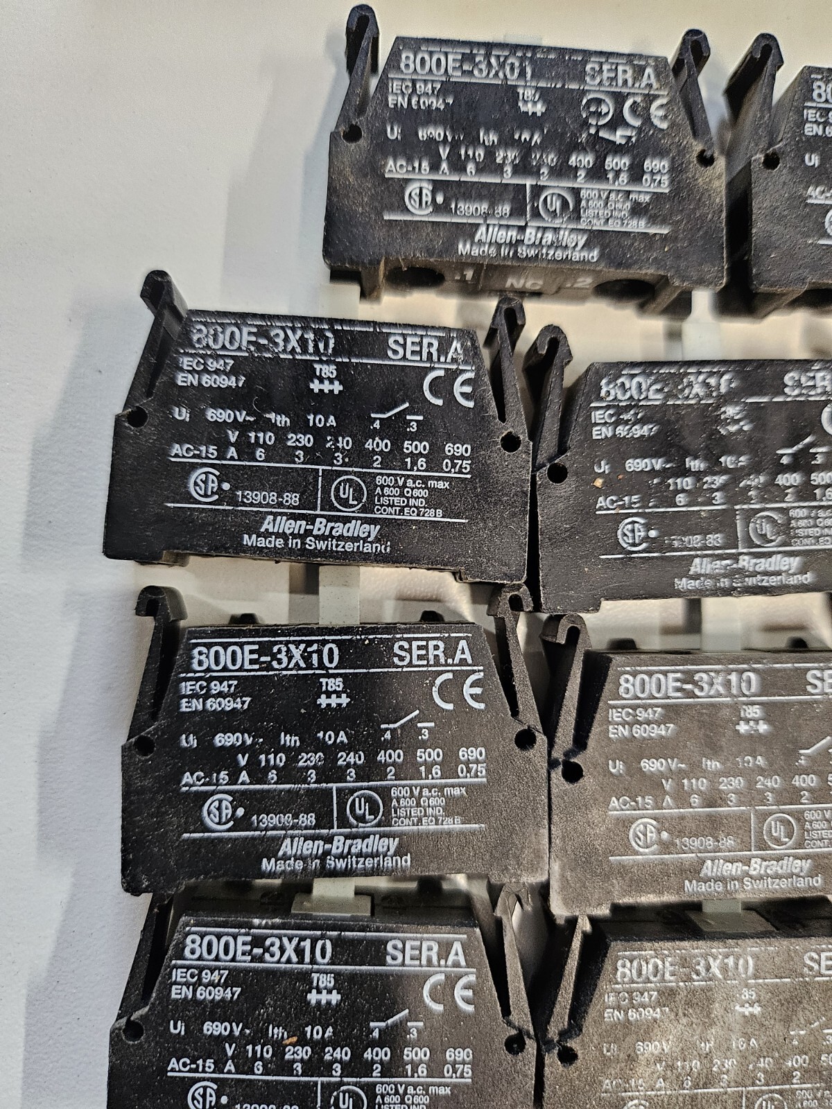 Allen Bradley Cat. 800E SER. A Switch & Light Repair Parts 800E-3D0 800E-3X10…