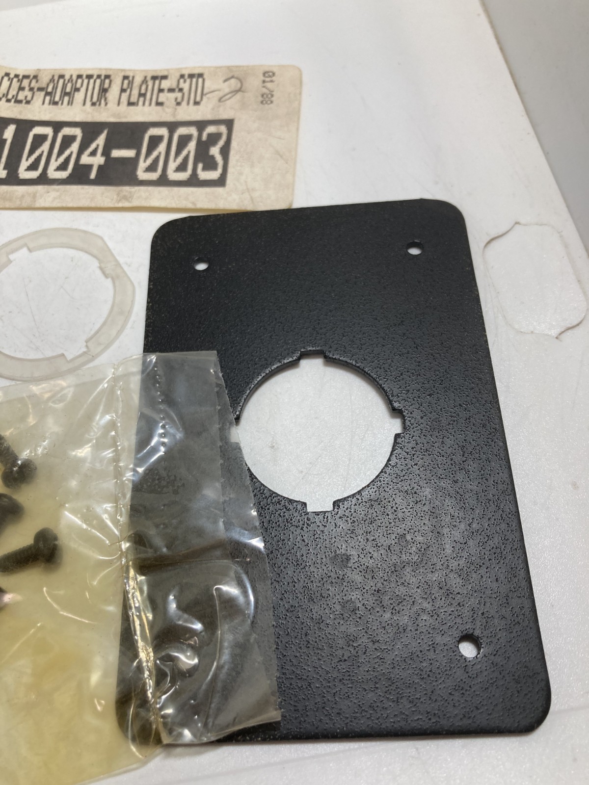 REES 01004-003 ACCESS-ADAPTTOR PLATE NNB