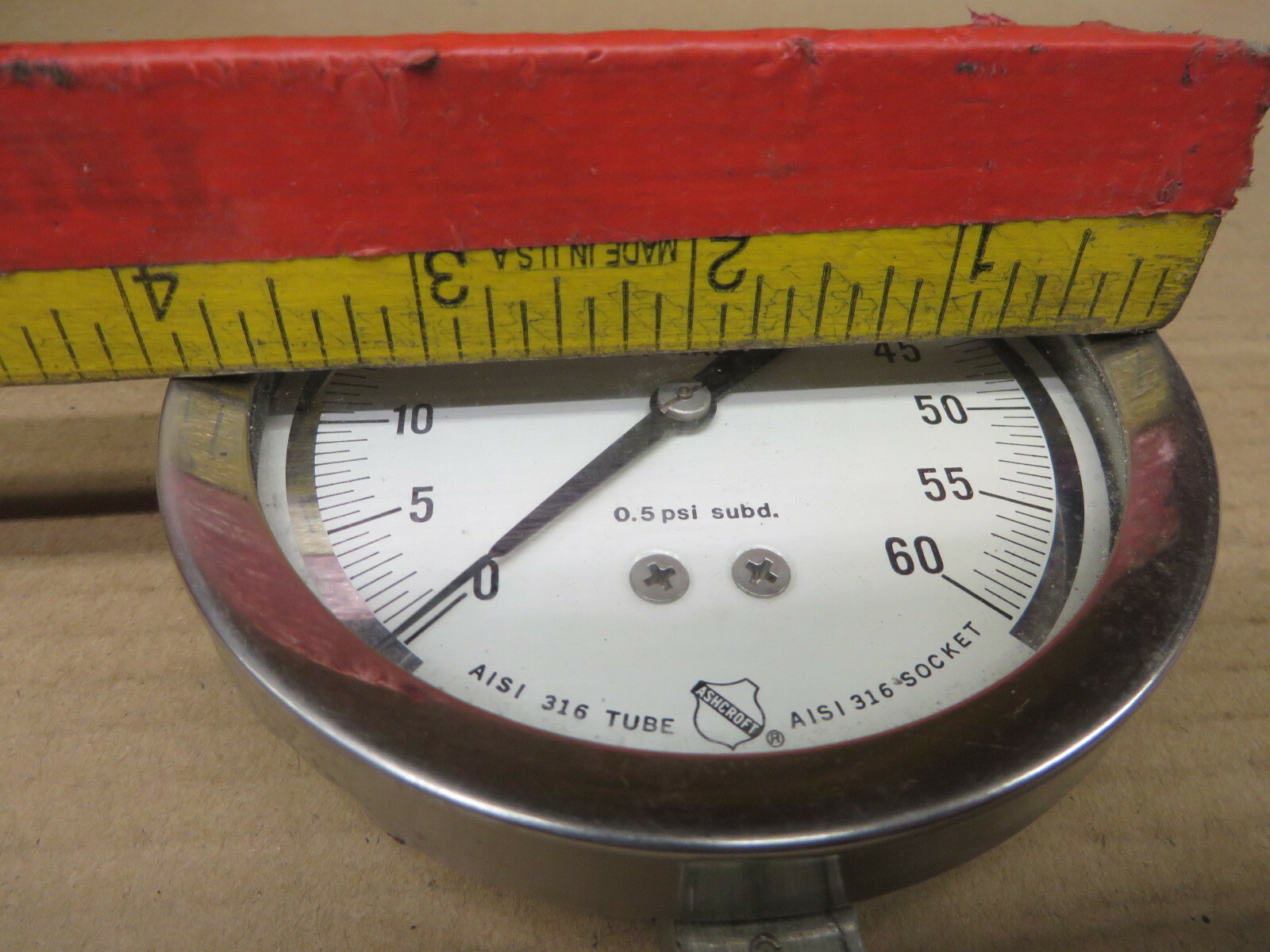 PRESSURE GAUGE 0-60 PSI ashcroft brand AISI 316 TUBE-SOCKET