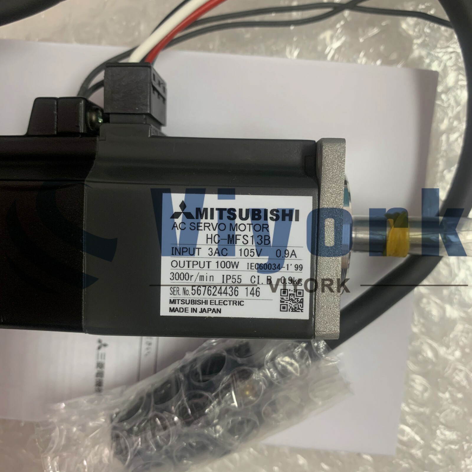 Mitsubishi HC-MFS13B AC SERVO MOTOR AC 100W 3PH 105V 0.9A 3000RPM NEW