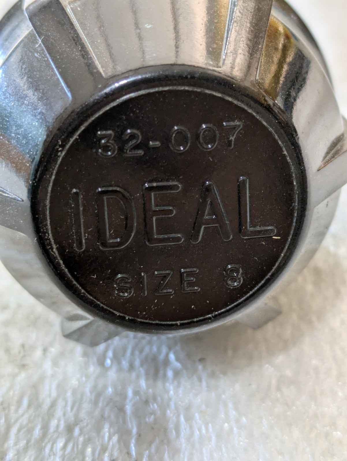 Gould 32-007G Fuse Clip Clamp Size 3 600A 250/600V /ORDER