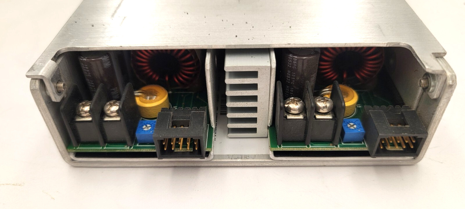 XP POWER SUPPLY #P4S6SFE4. 100-240VAC, 50/60 HZ, 5.4A