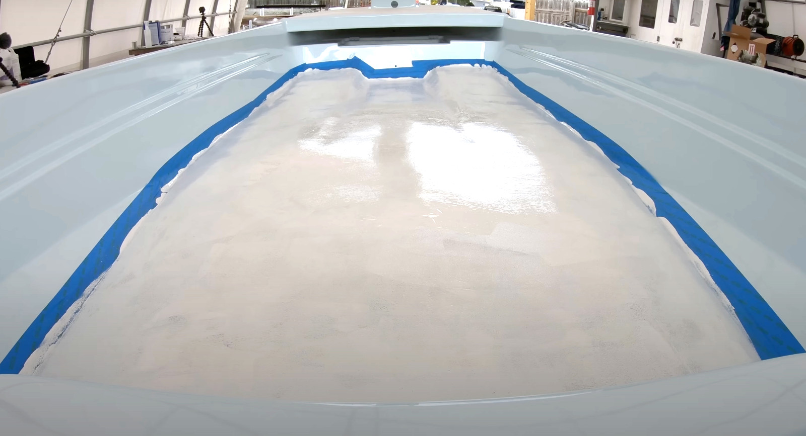 Polymer World White Gelcoat with Wax 1 Gallon, Boats, Cars, RV, Fiberglass ,Tubs