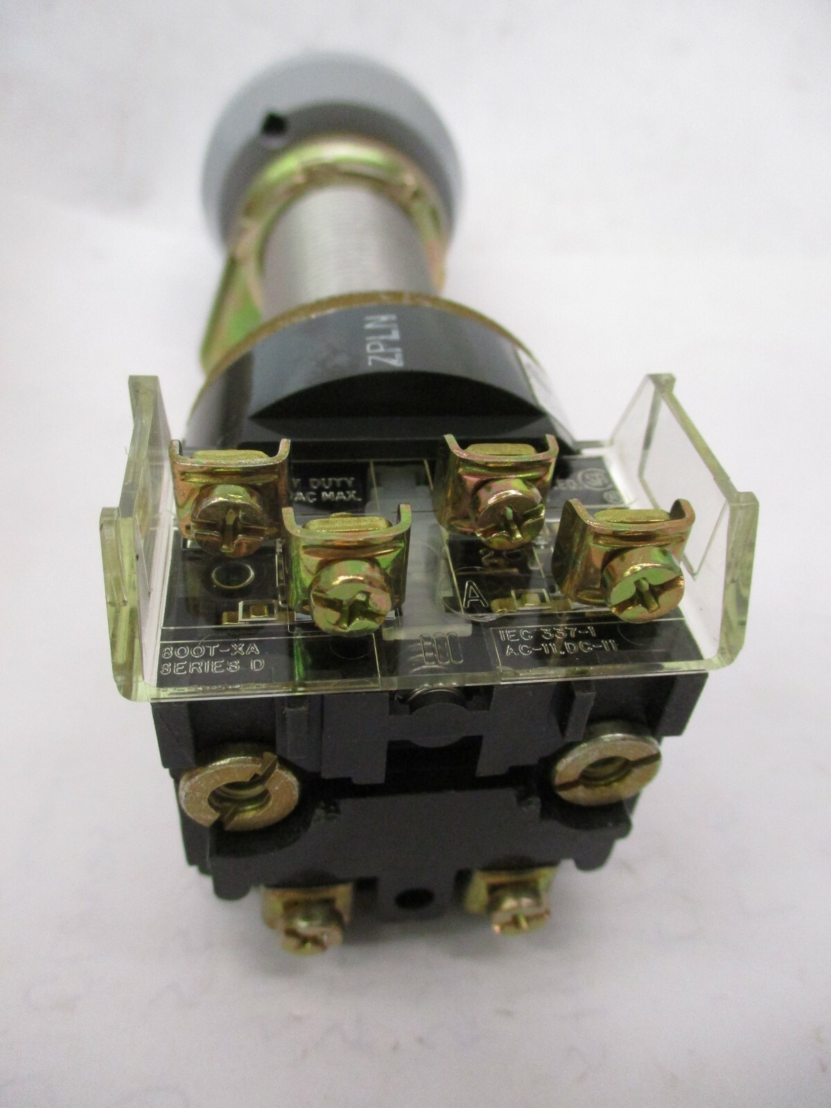 New other Allen-Bradley Push Button 800HL-PPB16 800T-XA Series D A2902DH