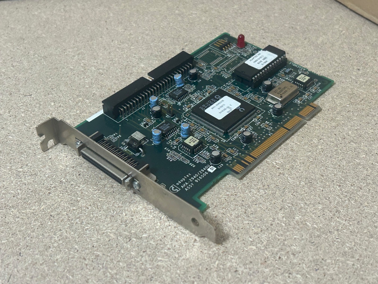 Adaptec AHA-2940/2940U PCI SCSI Controller Adapter Card