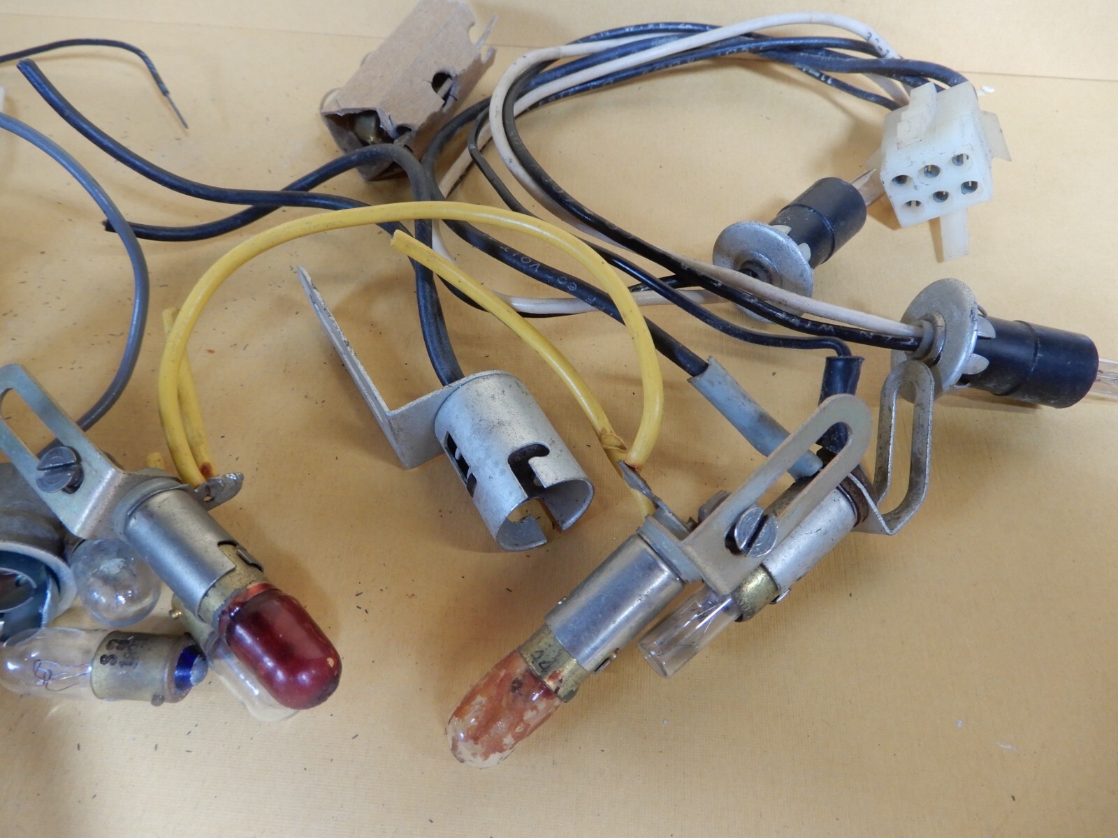 Huge Lot of Vintage Lamp Holders Tube Amps Stereo Equipment Everything Shown #2