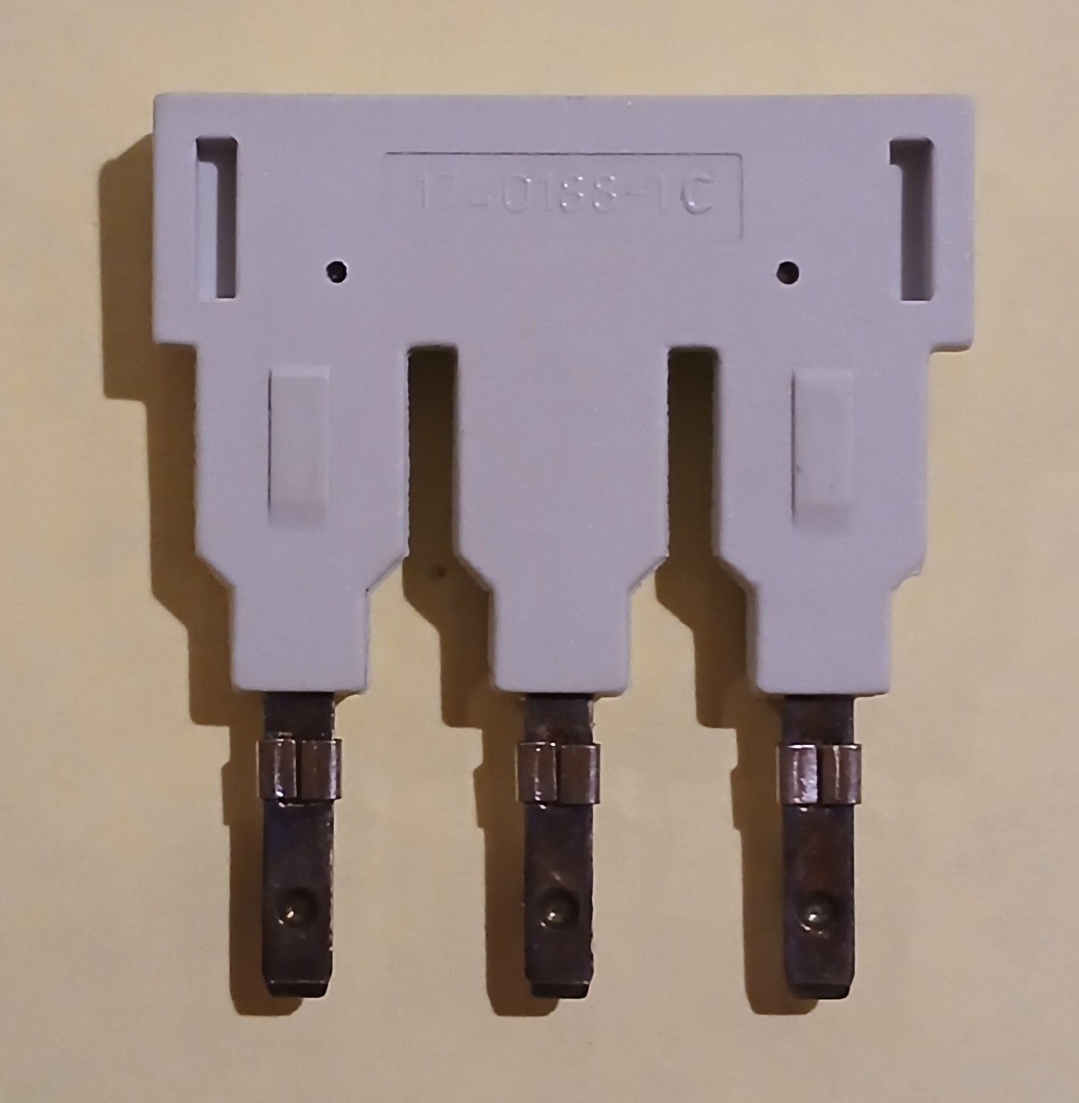 Eaton / Moeller DILM12-XS1 Star Point Bridge. (Lot of 5) Free Shipping