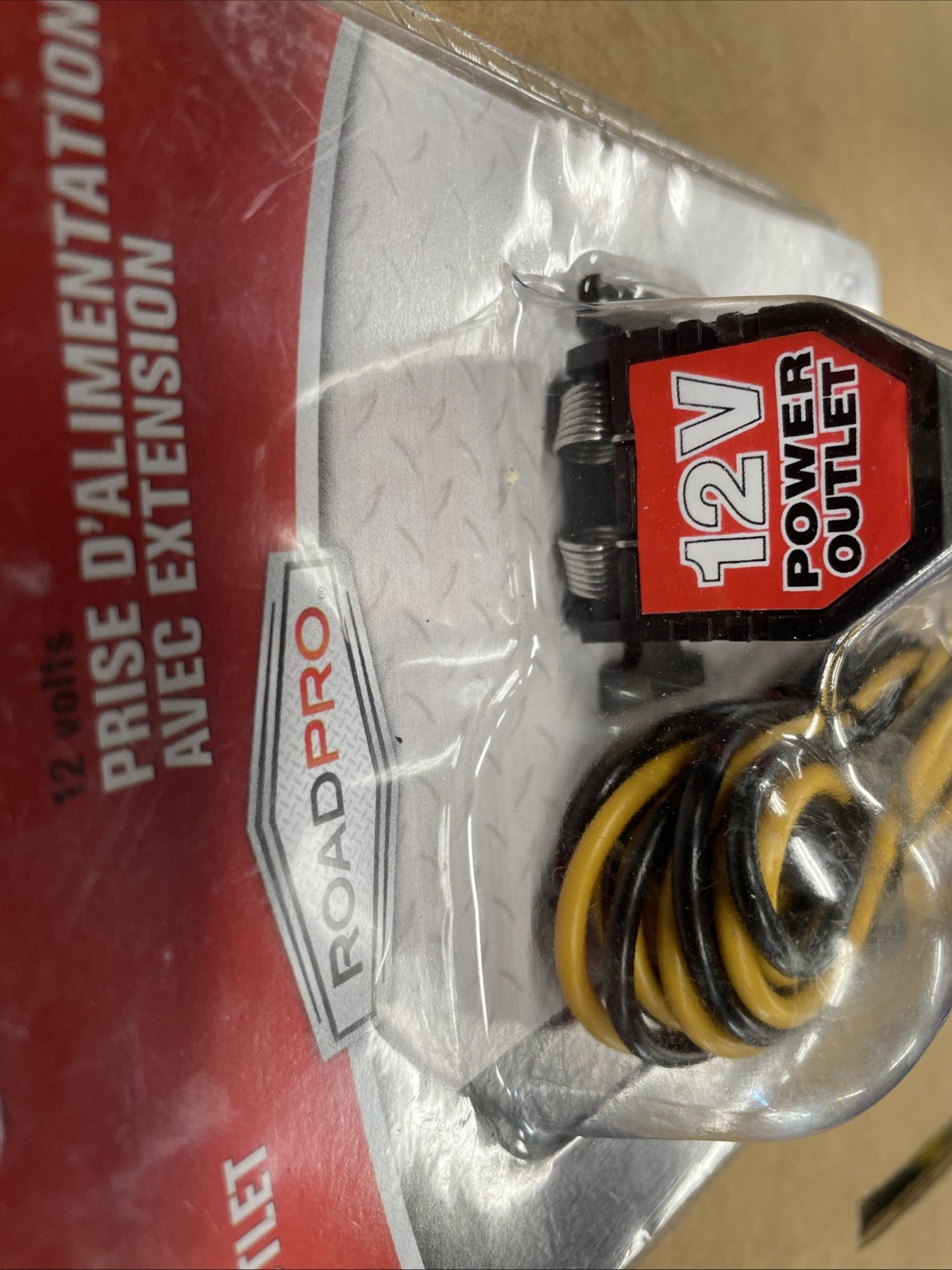 Roadpro 12v RPPS-16ES Power Outlet 12v Extension 6 Ft Cord (rpps16es)