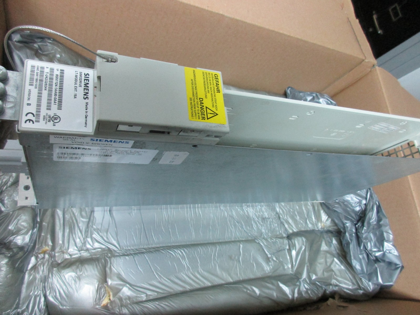 SIEMENS SIMODRIVE 6SN1124-1AA00-0AA1 VERSION B LT MODULE