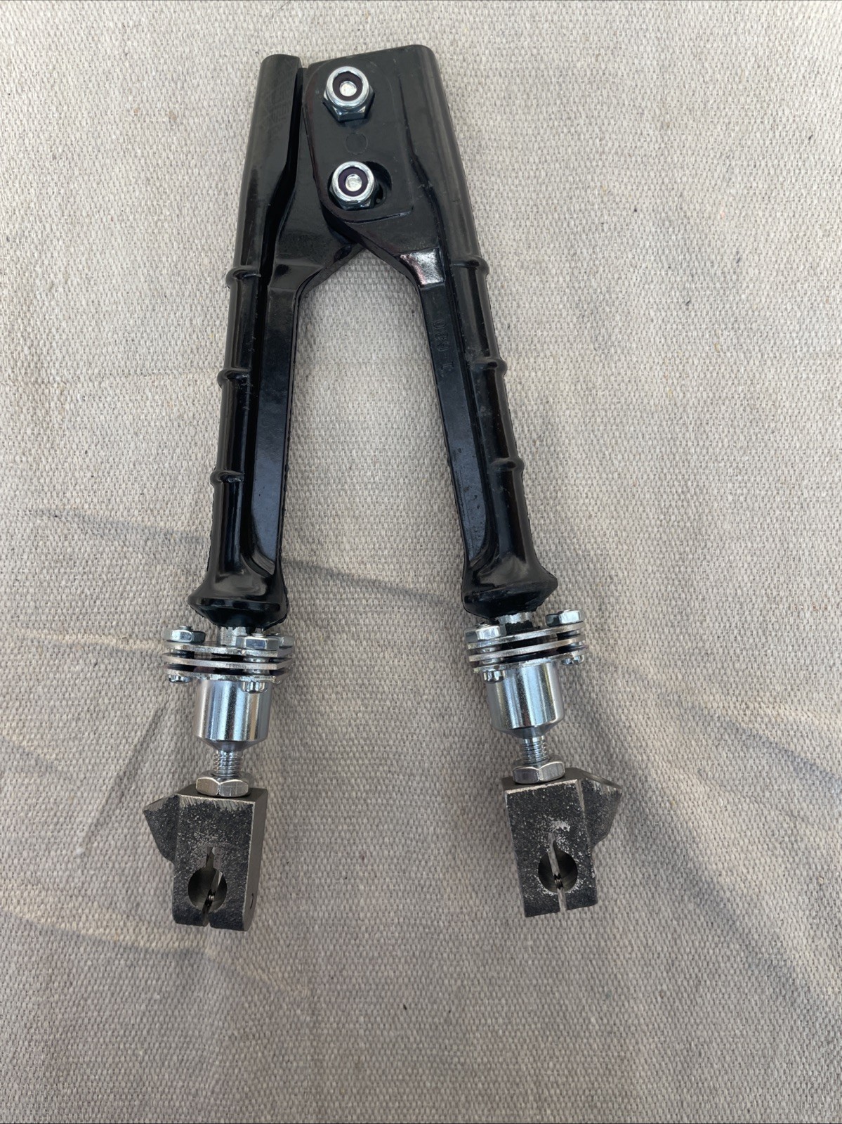 Esico Triton Dual Probe Soldering Handpiece R12078 w/ Carbon Electrodes