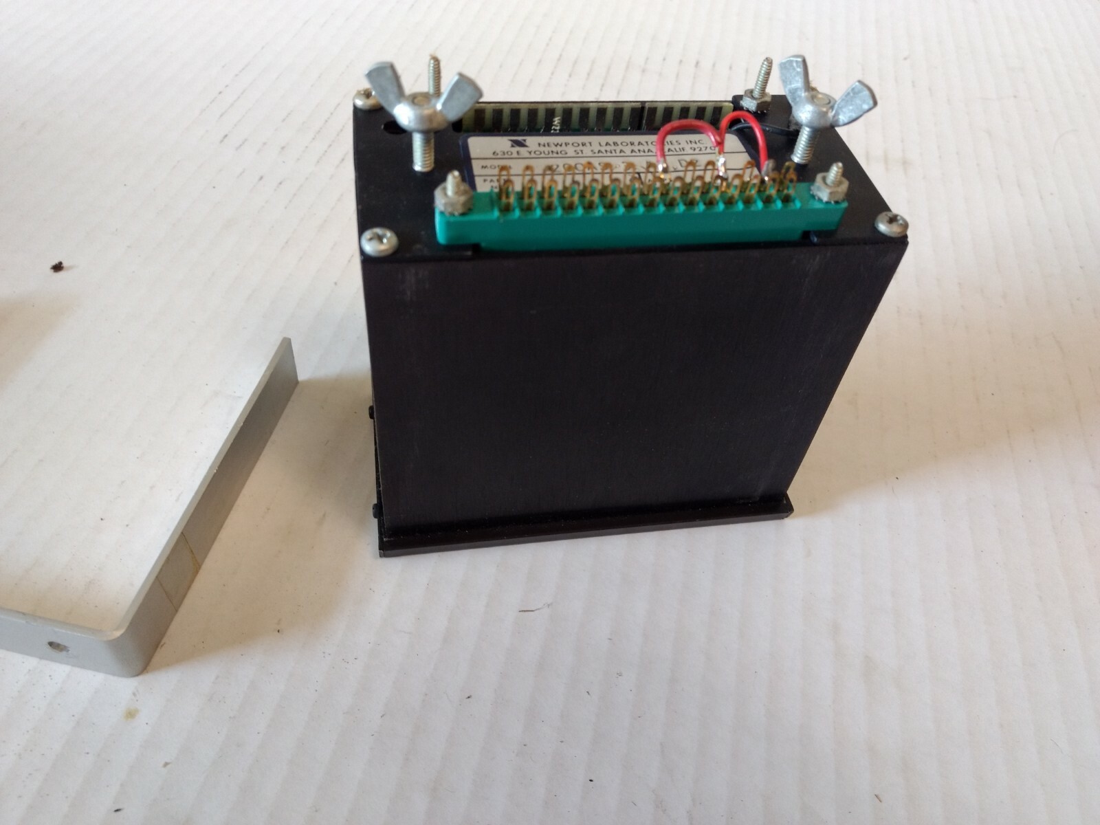 newport laboratories dc volts 24479 200as-3 a3 , d2