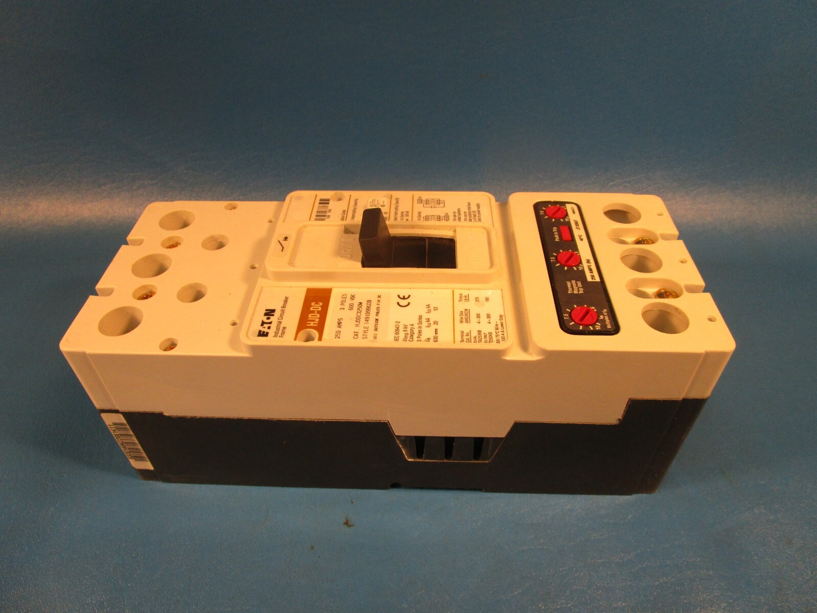 Eaton HJDDC3250W, Molded Case Breakers (MCCBs) 3P 250A 600V 50/60Hz 3Ph J Frame