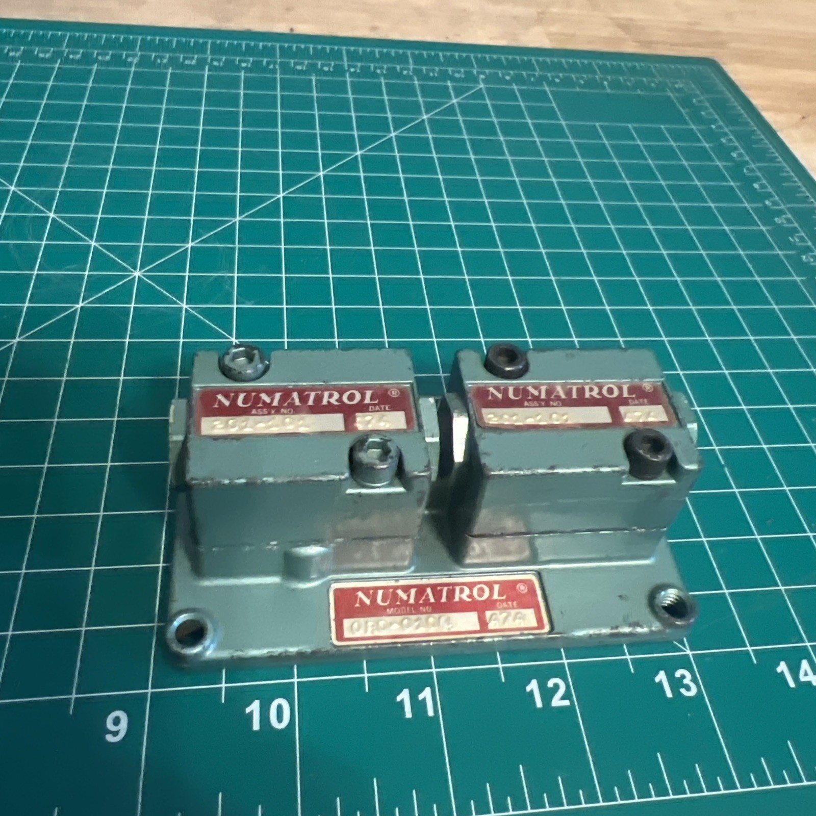 Numatrol ORO-0104 AND 2 (201-101) AIR SOLENOID VALVES