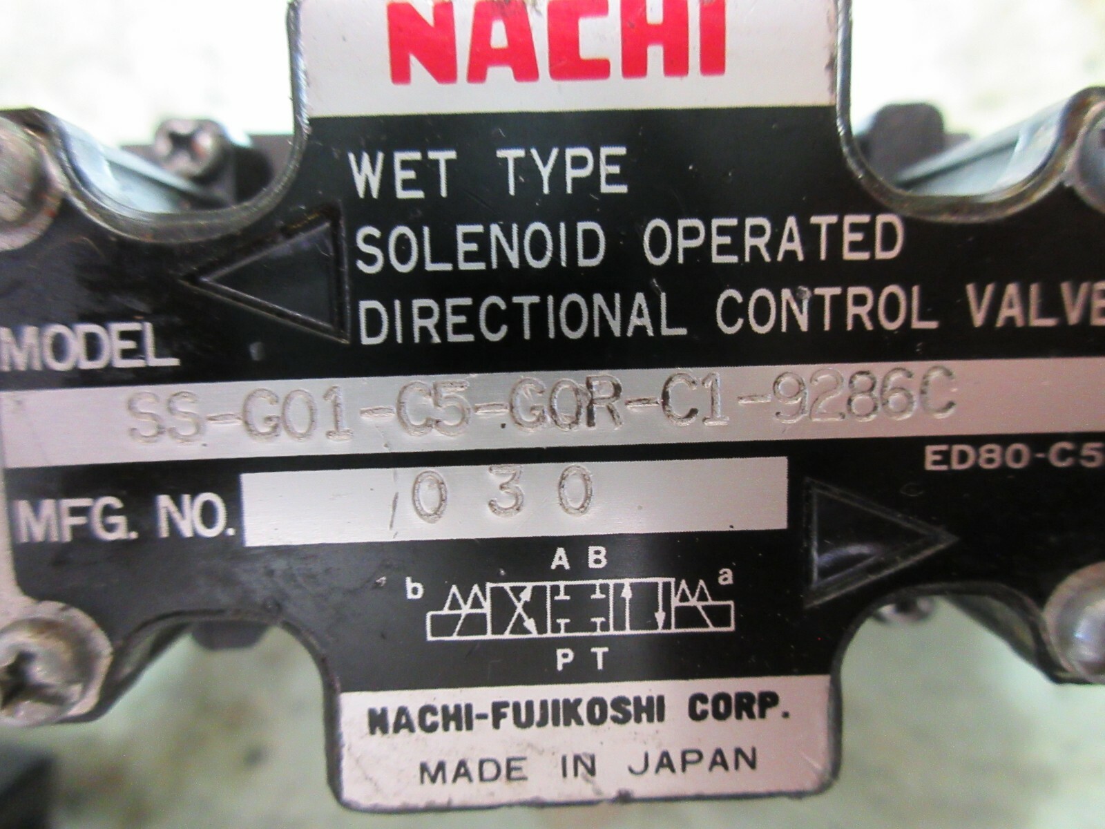 NACHI DIRECTIONAL SOLENOID VALVE SS-G01-C5-G0R-C1-9286C SS-GO1-C5-GOR-C1-9286C