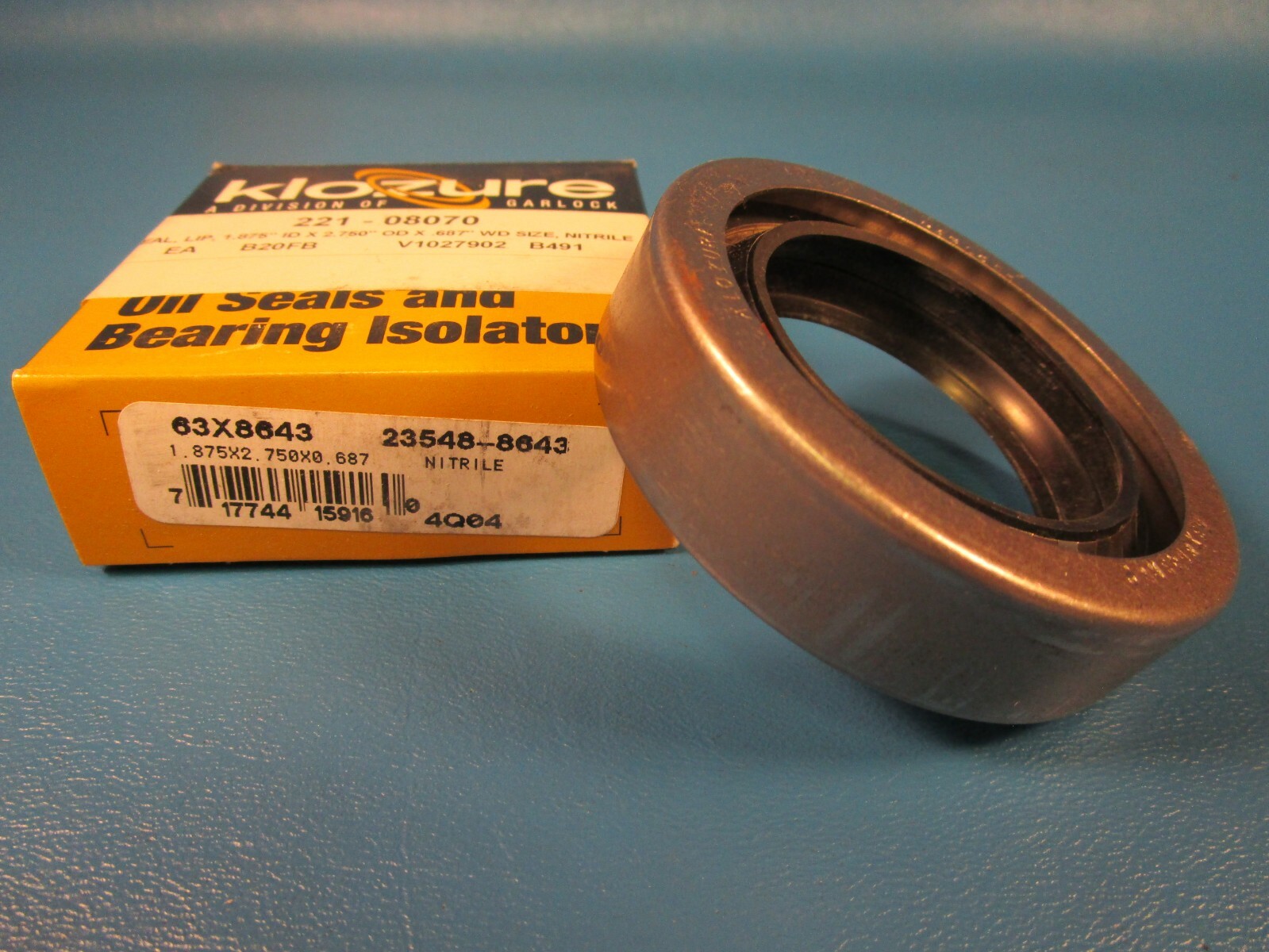 Garlock Klozure, 23548-86, 63×8643, 1.875×2.75×0.687, Nitrile Oil Seal