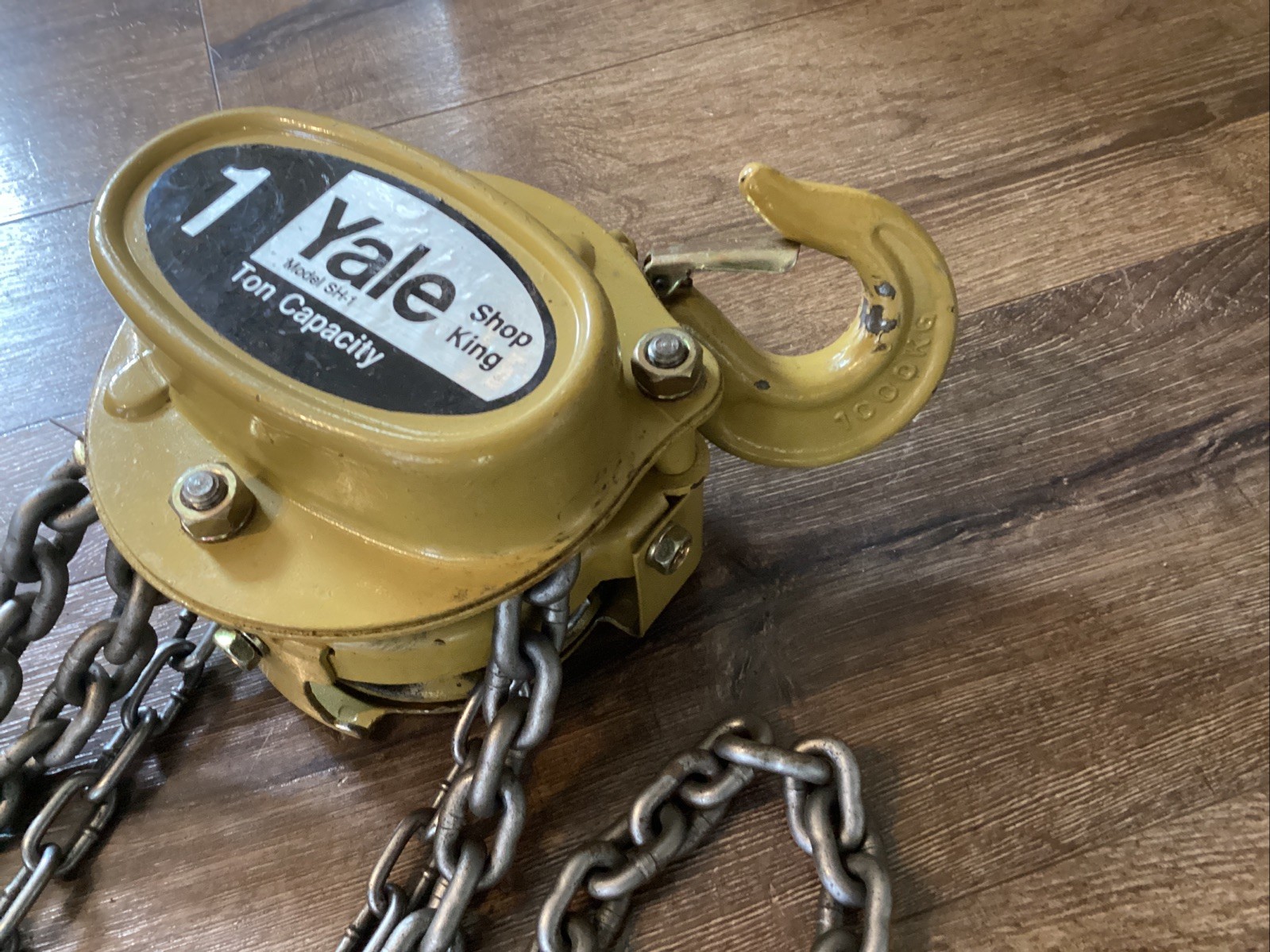YALE SH-1 CHAIN HOIST 1 TON 10 Foot Drop Nice Shape Free Ship