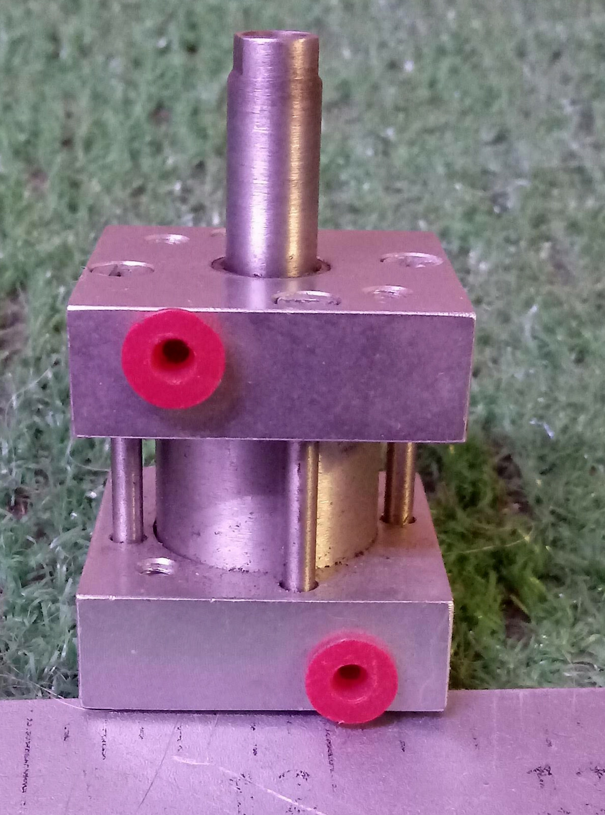 1 NEW BIMBA FLAT-1 FSD-040.625 PNEUMATIC CYLINDER NNB***MAKE OFFER***