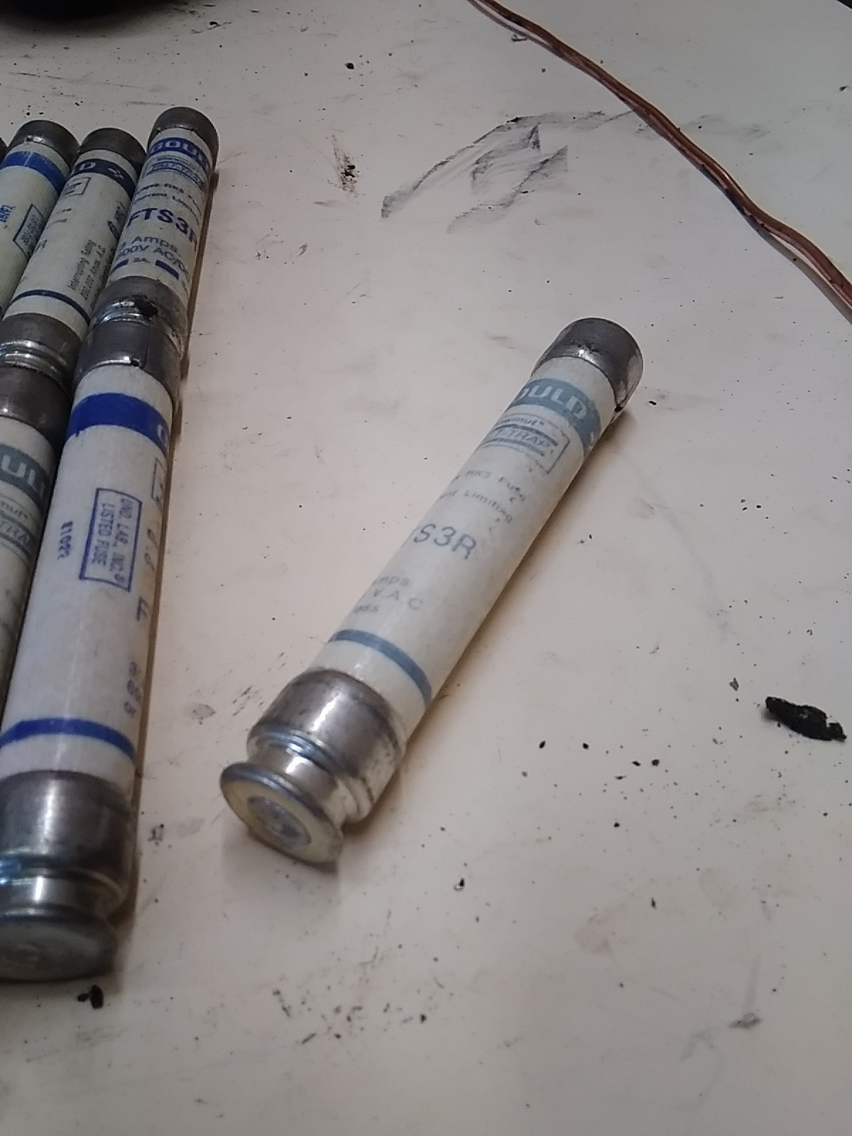 Gould FTS3R Shawmut Fuse Lot Of 31