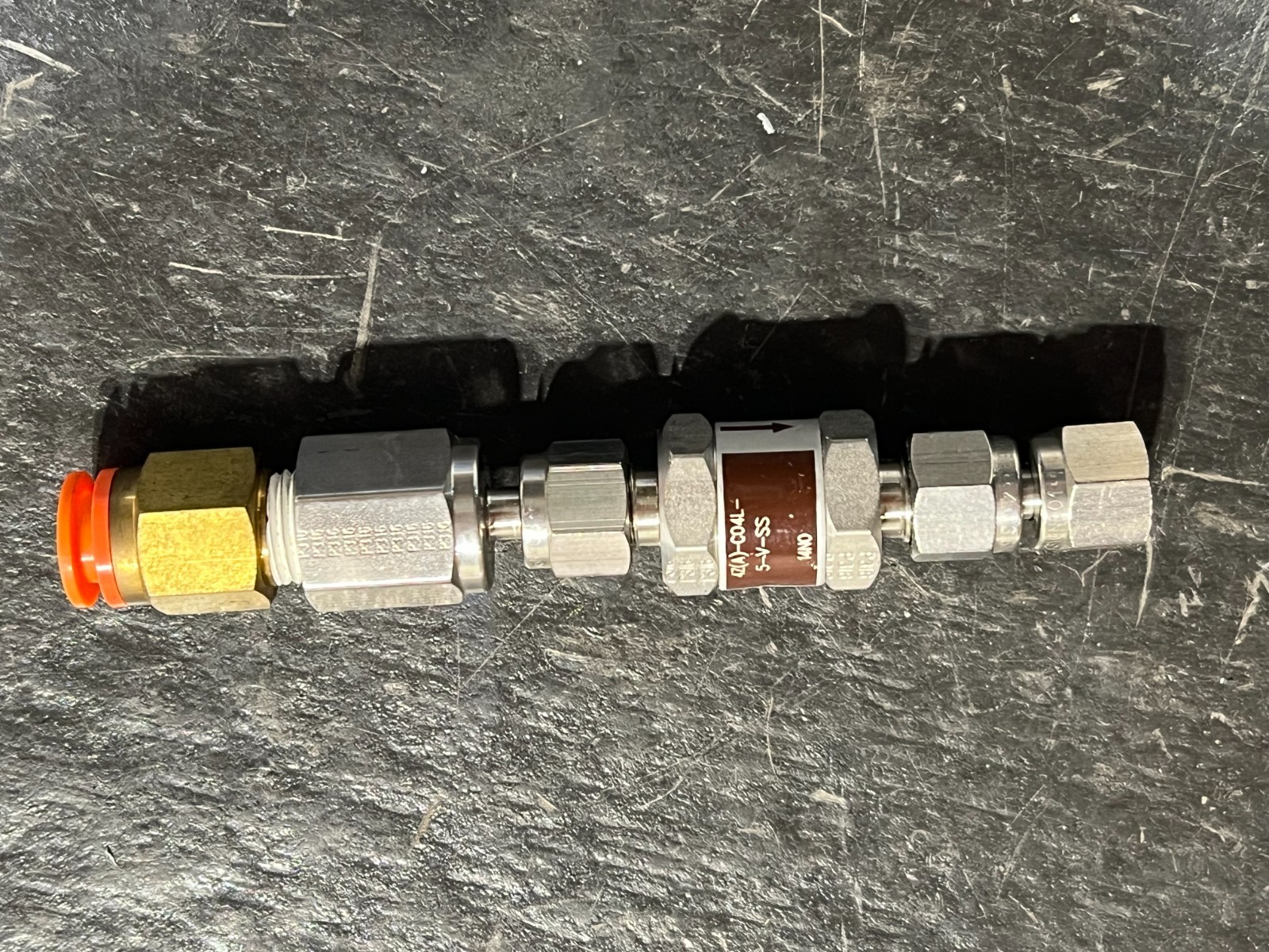 parker 4z(a)-c04l-5-v-ss nos no packaging
