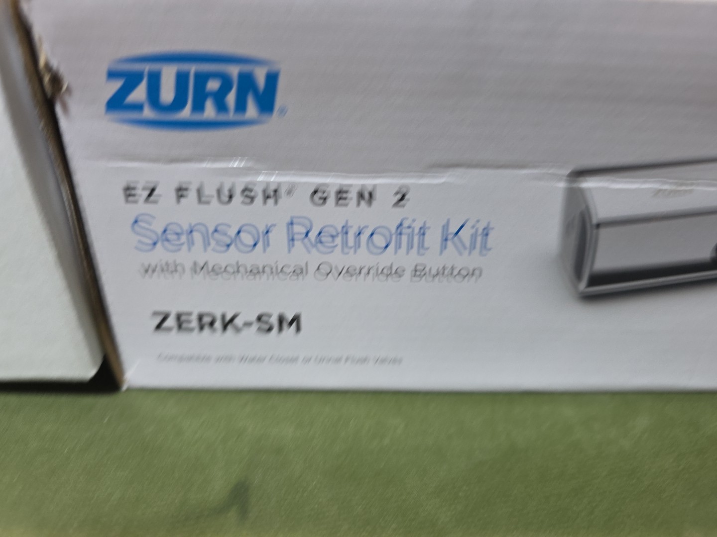 Zurn ZER6003AV-ULF-SM AquaSense 0.125 GPF Sensor Flush Valve