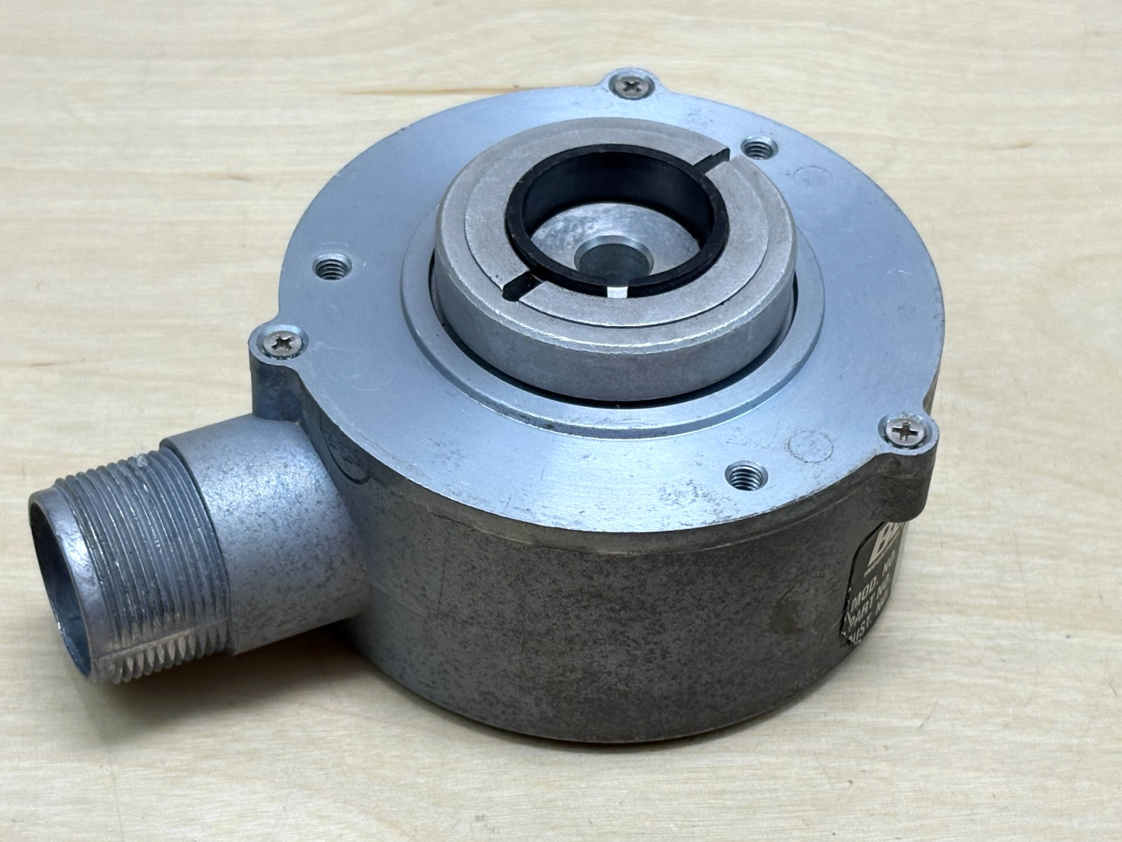 BEI XHS35F-37-R2-SS-10,000-T2-ABZC-28V/V-SM18 Encoder