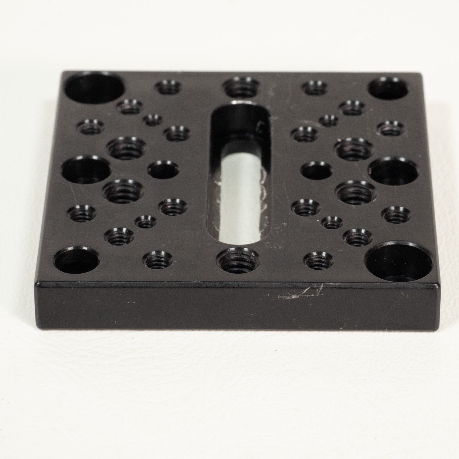 THORLABS UBP2 Universal Base Plate 2.5″ x 2.5″ x 0.38″ Imperial
