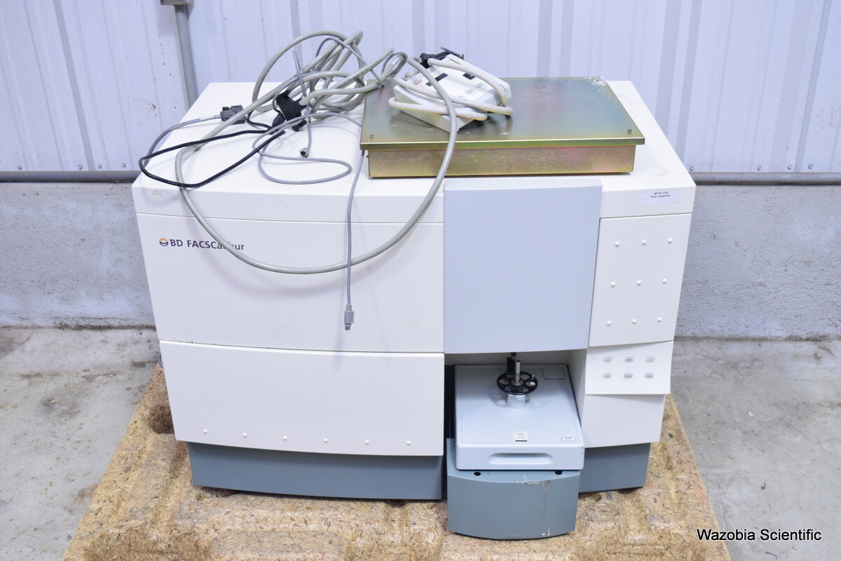 BECTON BD FACSCALIBUR FLOW CYTOMETER WITH DETECTORS & FACS LOADER ELECTRONICS