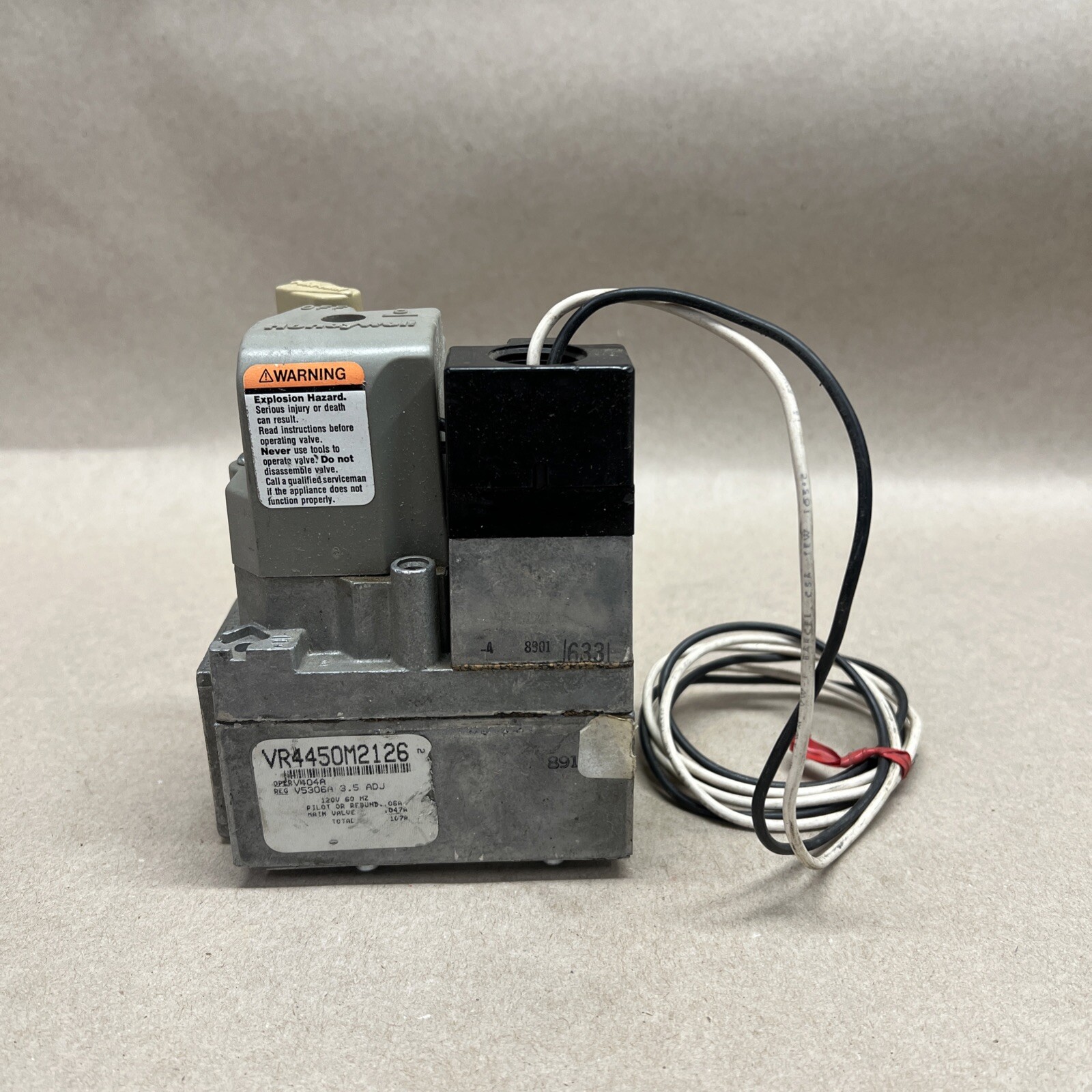 HONEYWELL VR4450M2126 COMBINATION GAS VALVE 120V 3/4″ x 1/2″ VR4450M 2126