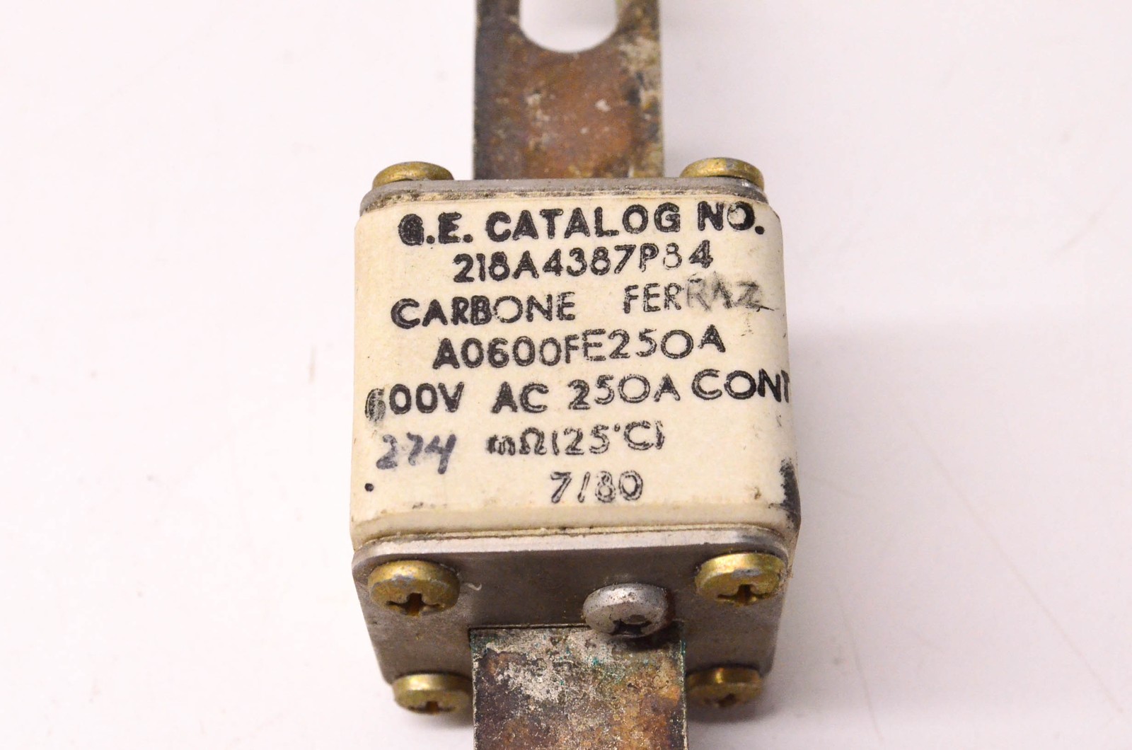 Carbone Ferraz 218A4387P84 600 Volt AC 250 Amp Fuse NOS