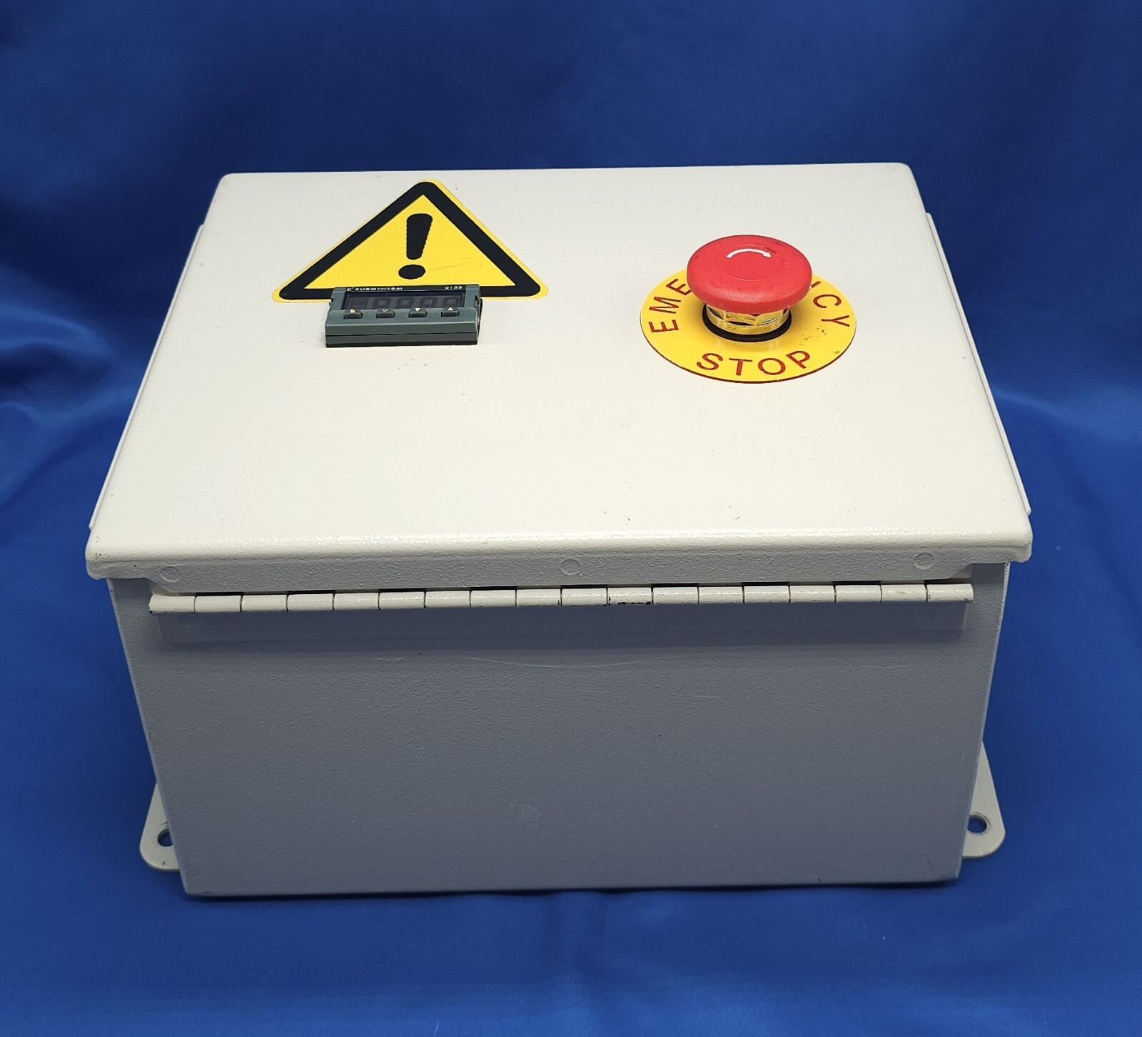 HOFFMAN A8066CH/SPL THERMALLY MANAGED EMERGENCY FURNACE STOP BOX *TESTED*