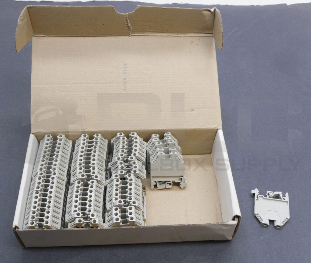 NEW BOX OF 66 TELEMACANIQUE AB1 VV435U SCREW CLAMP BLOCK 058643 *READ*