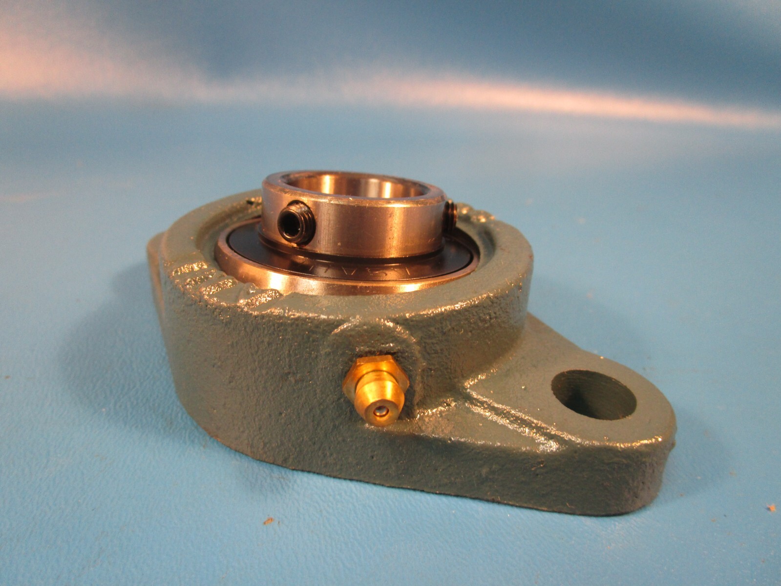AMI UCFT205-16, UCFT205-16, 2 Bolt Bearing Flange Unit, 1” Bore, Cast Iron