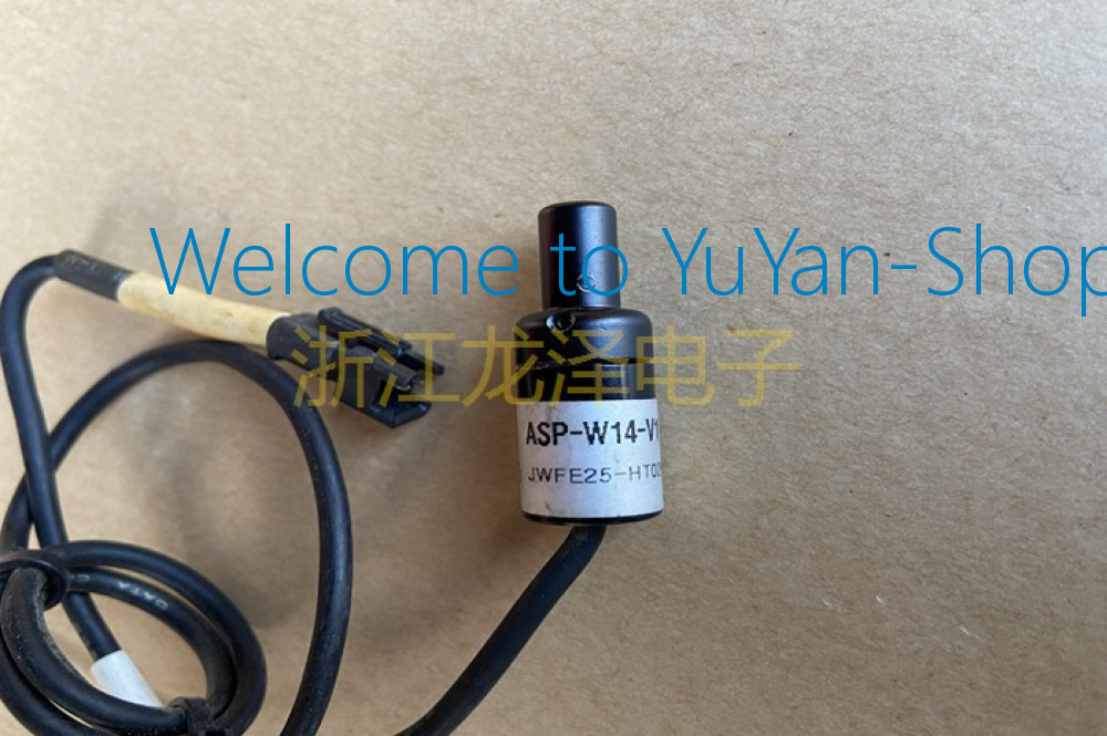 1PC ALT ASP-W14-V1 12V Vision Point Source White Light 8mm #T74N YS
