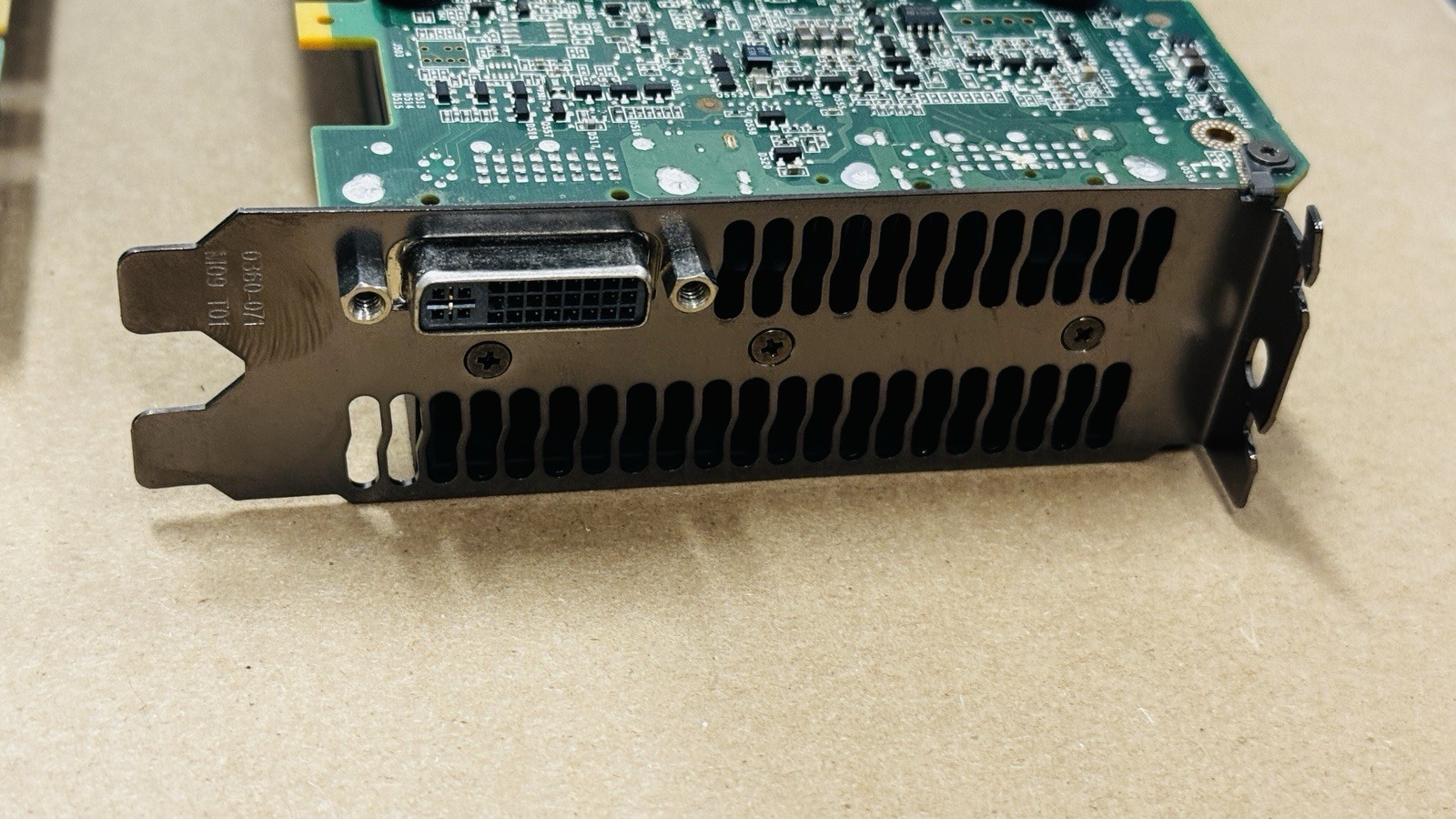 Dell NVIDIA TESLA DVI DP DP/N 0D9CWX + Tesla C2050 DVI PCI Express Video Cards