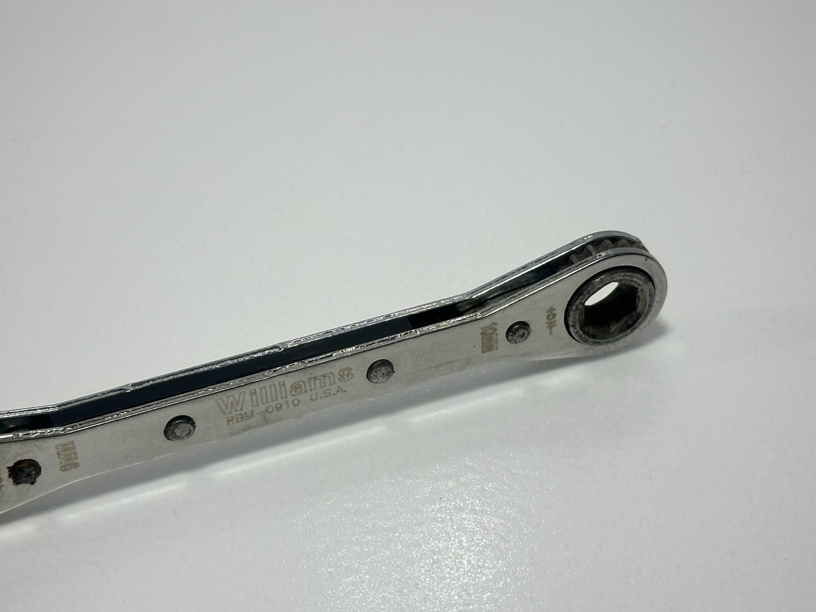 Williams USA RBM-0910 Metric 9mm x 10mm 6-Point Box End Ratcheting Wrench