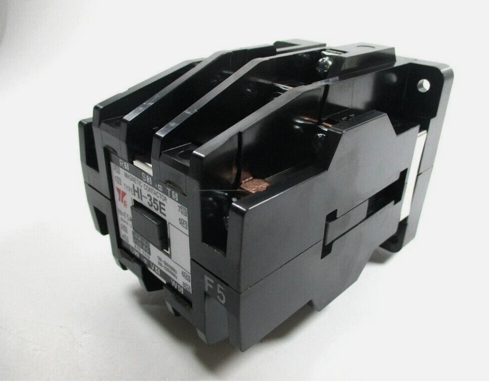 1PC New In Box YASKAWA HI-35E Contactor AC220V 75A