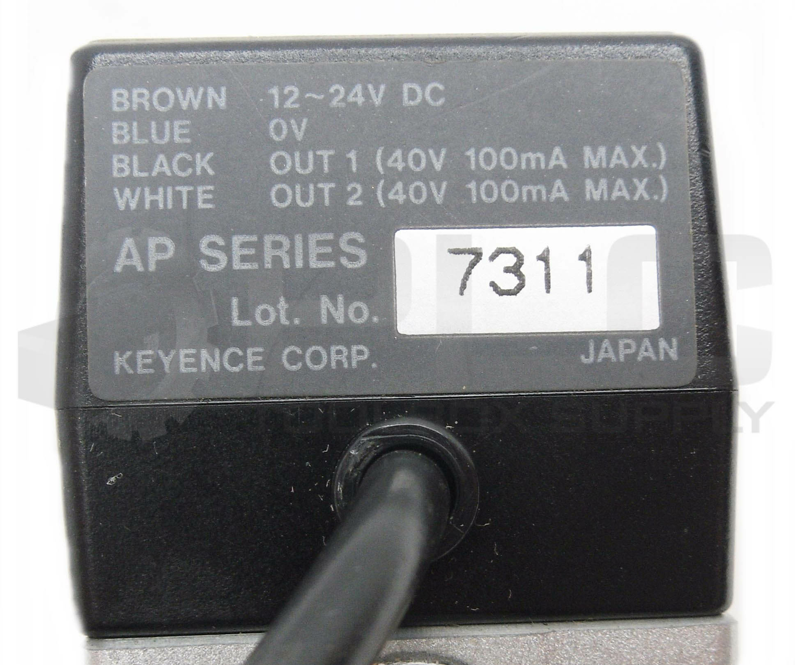 KEYENCE AP-23A DIGITAL POSITIVE PRESSURE SENSOR 12-24VDC