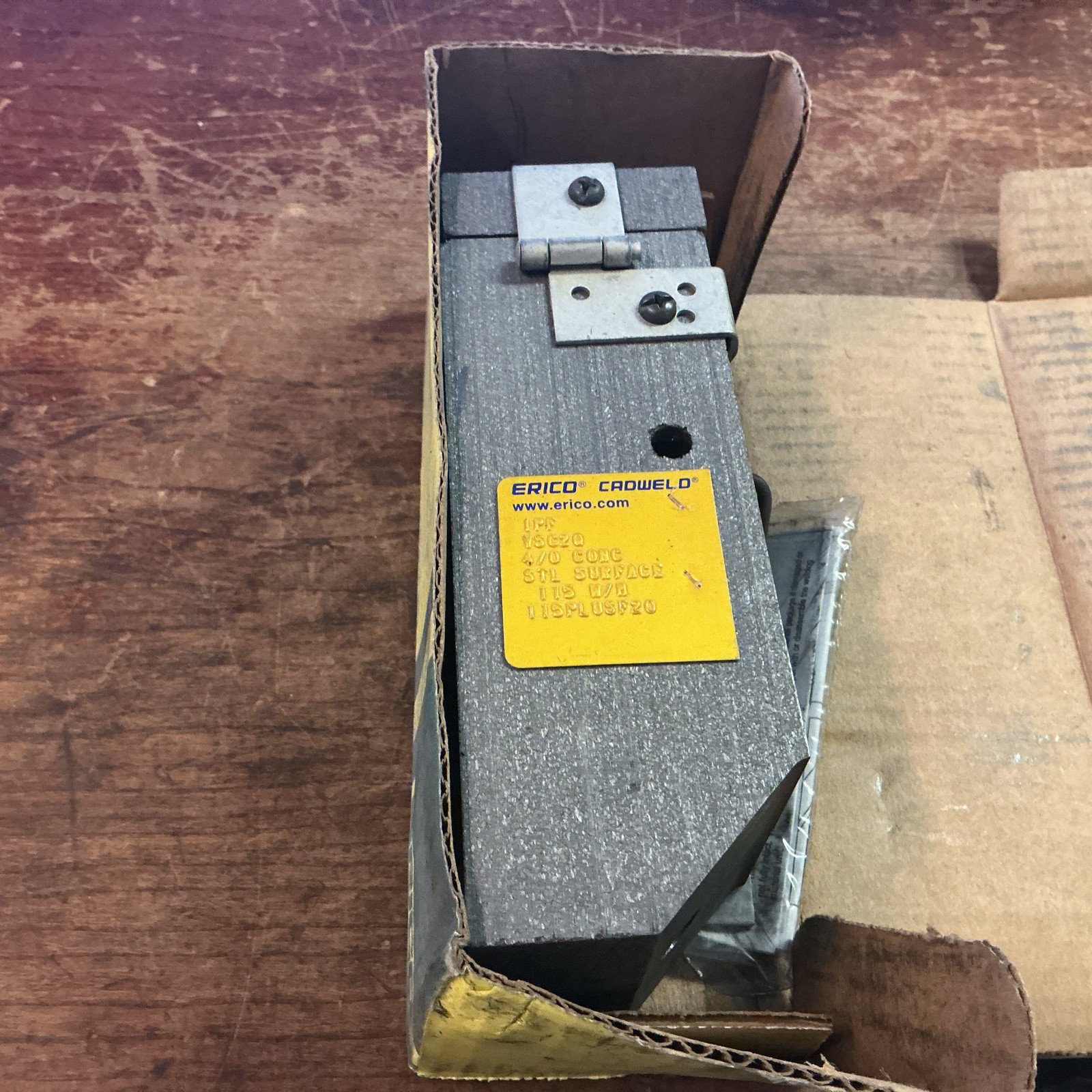 Erico/Cadweld VSC2Q 4/0 AWG Concentric To Steel Surface 45-Deg 115PLUSF20 (new)