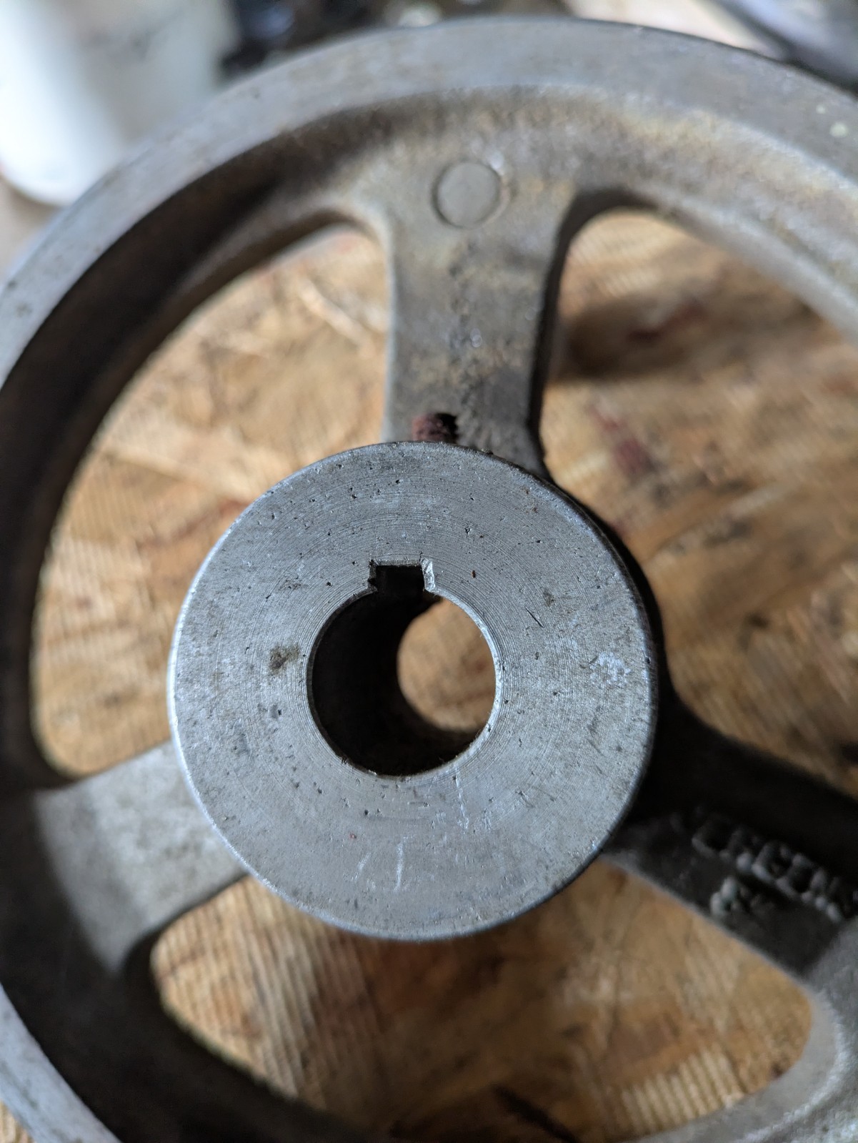 JERGENS 8″ OFFSET HANDWHEEL WITH REVOLVING GRIP 3/4″ FINISHED BORE