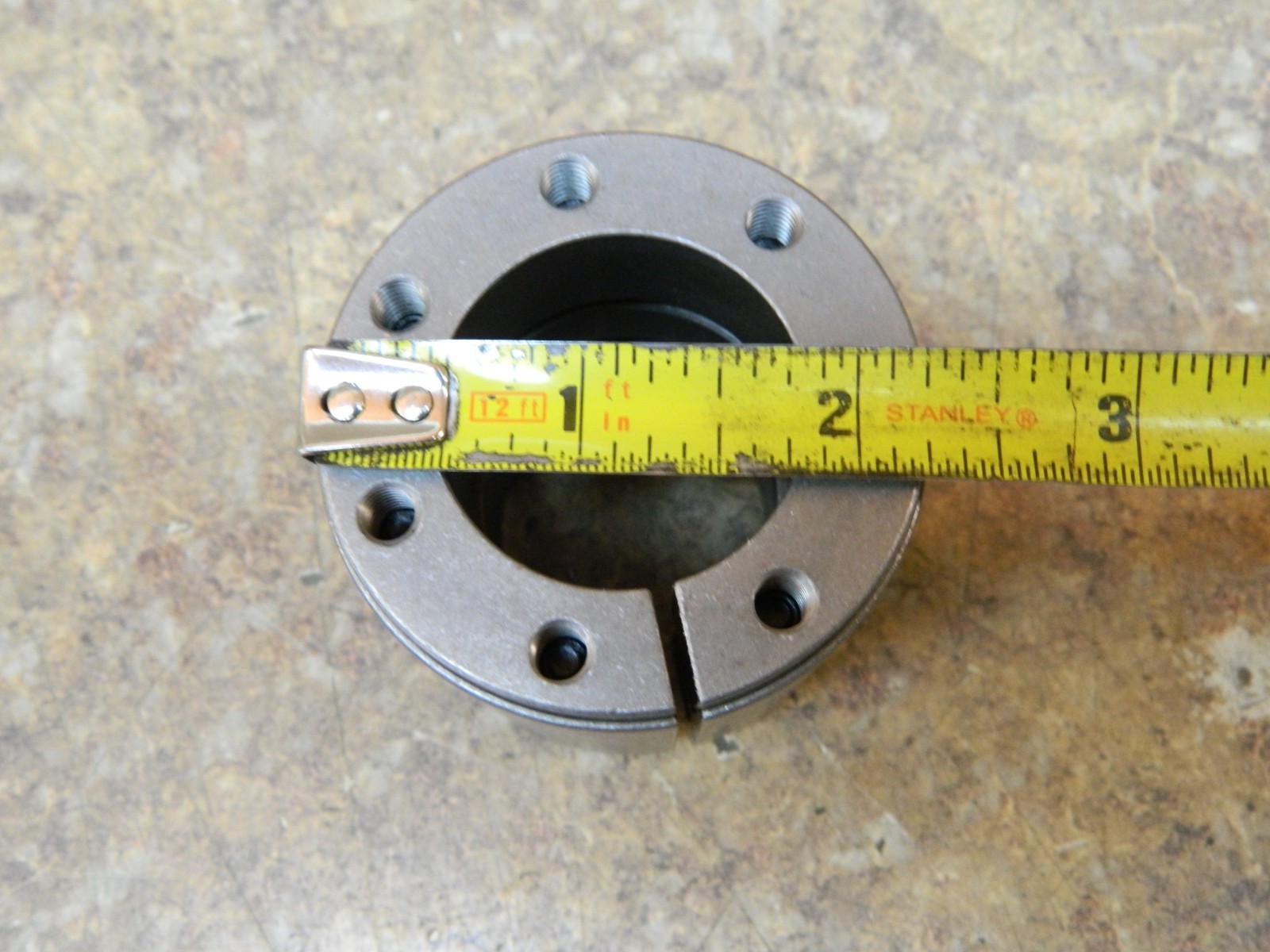 FENNER B-LOC B122106 1-3/8″ I.D. X 2.360″ O.D. KEYLESS BUSHING
